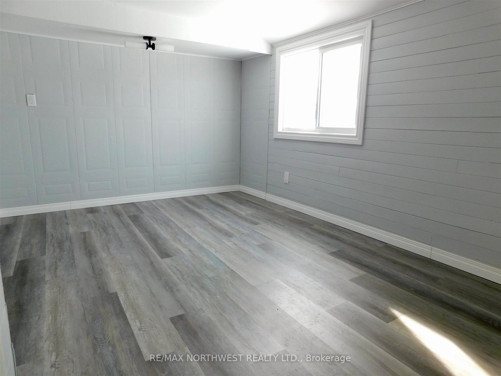 Photo 18 of 222 Florence Street, Dryden, Hillcrest — HOMEH