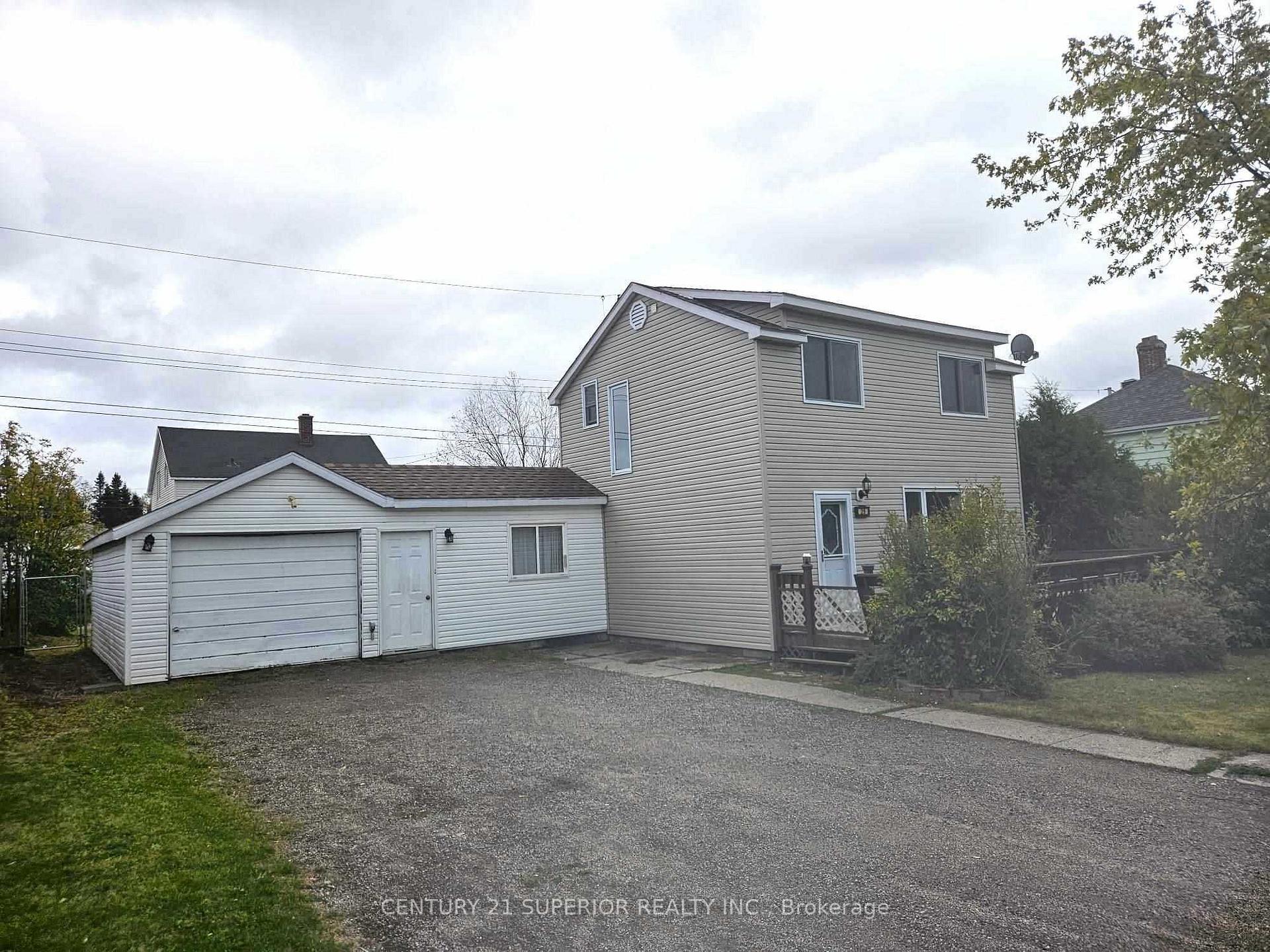 Photo 2 of 29 Ross Avenue, Marathon — HOMEH