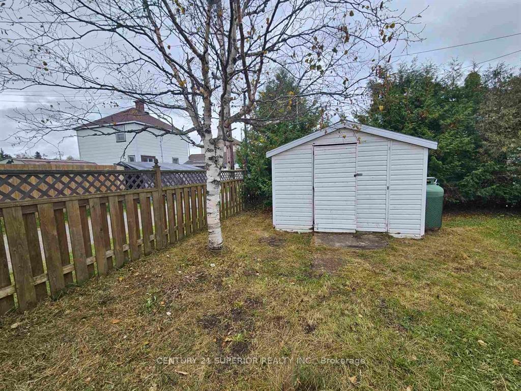 Photo 37 of 29 Ross Avenue, Marathon — HOMEH