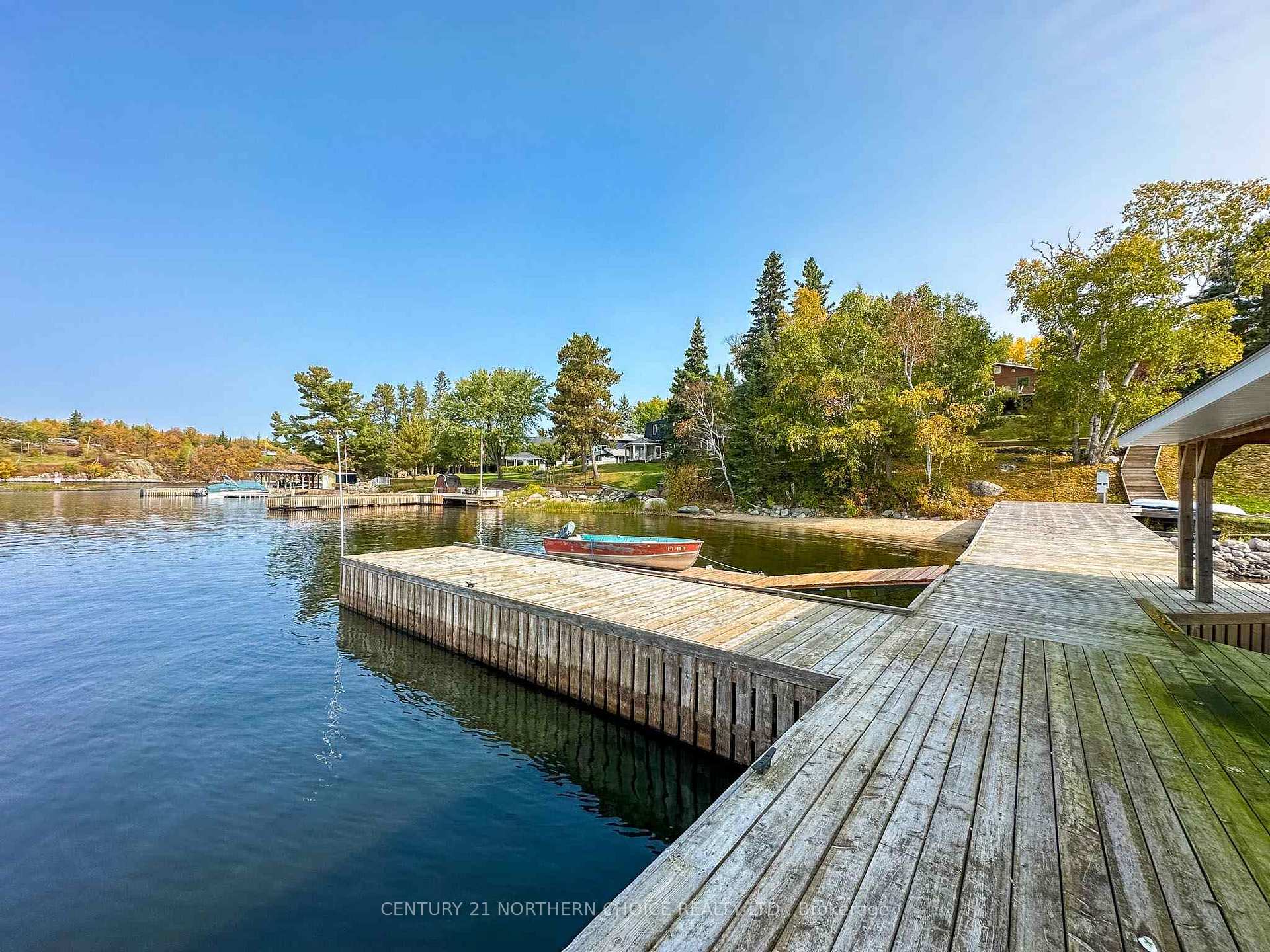 Photo 21 of 7 Glen Cameron Drive, Kenora, Lakeside — HOMEH