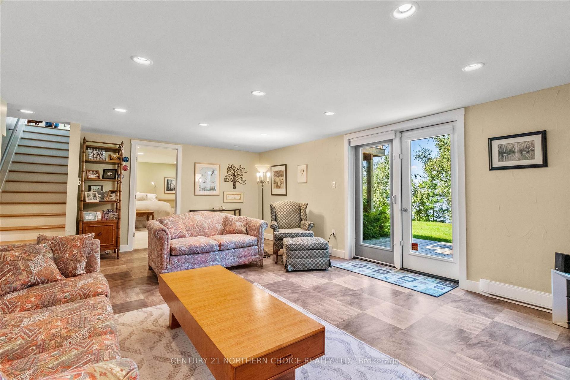 Photo 33 of 7 Glen Cameron Drive, Kenora, Lakeside — HOMEH
