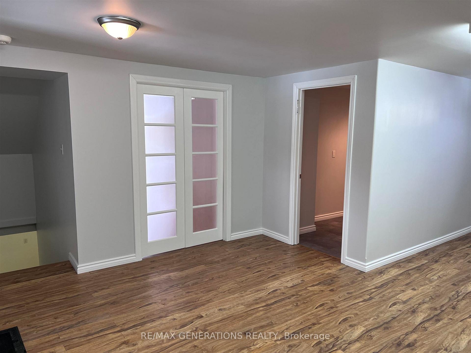 Photo 9 of 2 Stewart Street, Marathon — HOMEH
