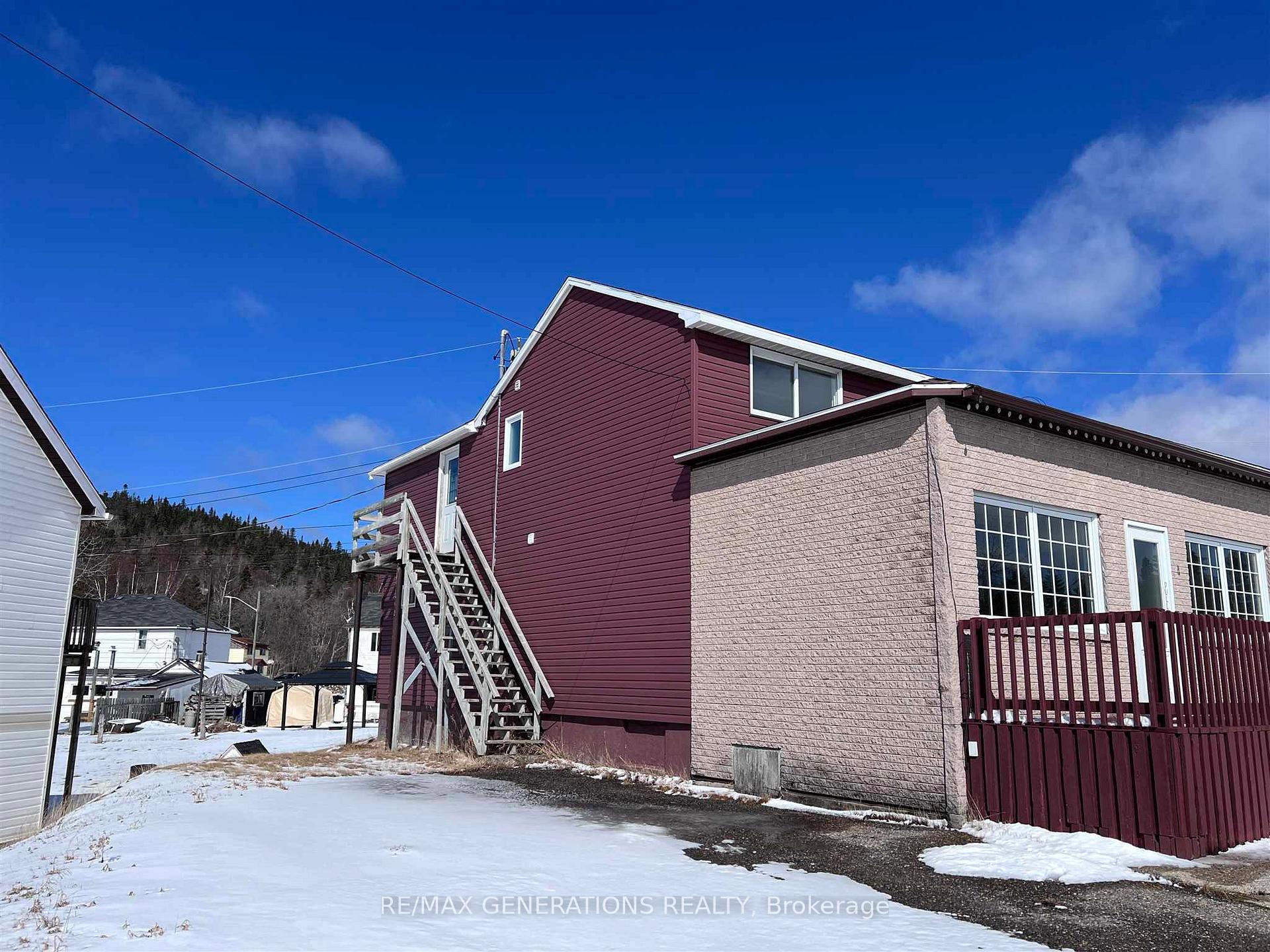 Photo 28 of 2 Stewart Street, Marathon — HOMEH