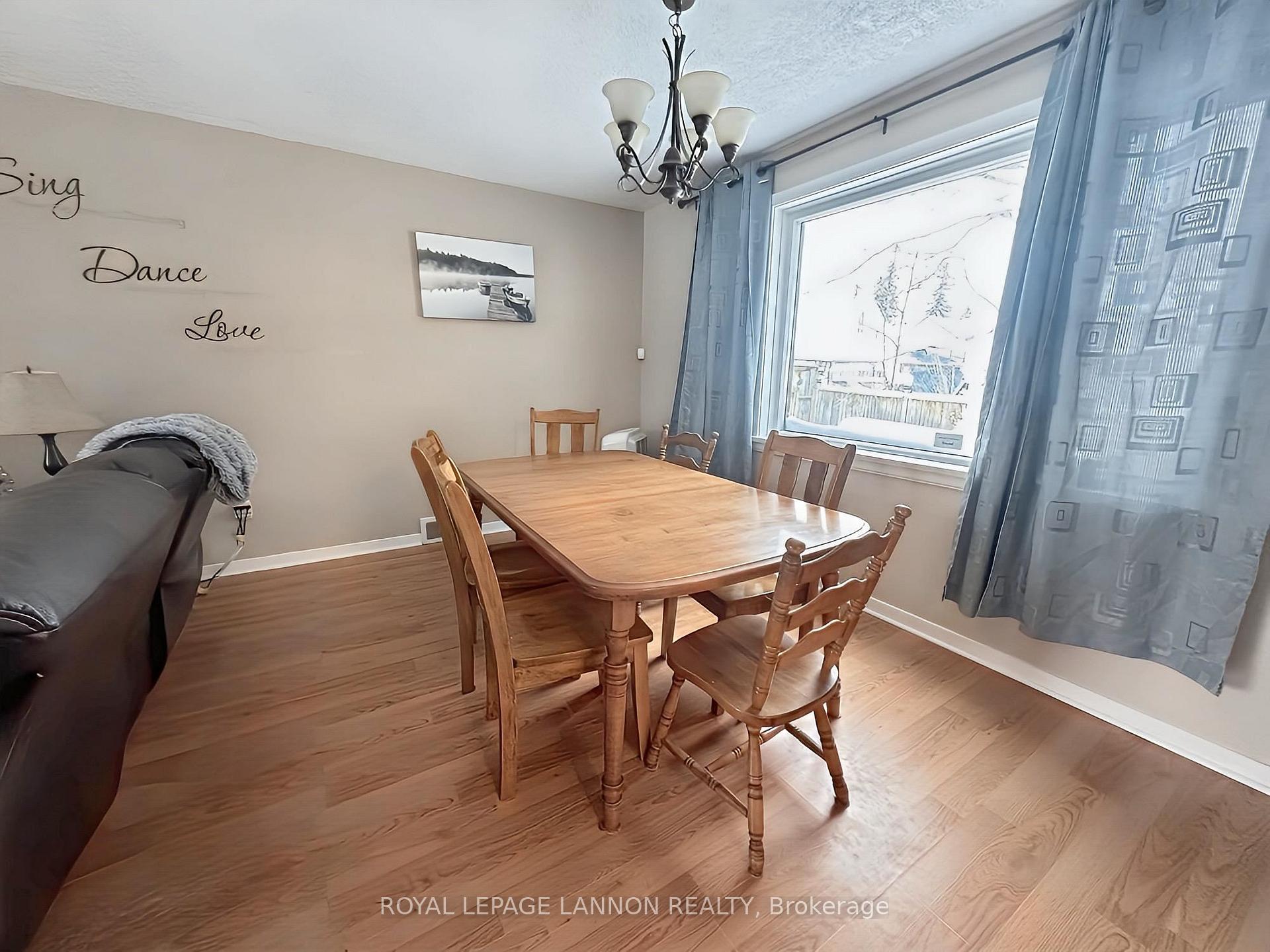 Photo 5 of 106 Poplar Street, Greenstone — HOMEH