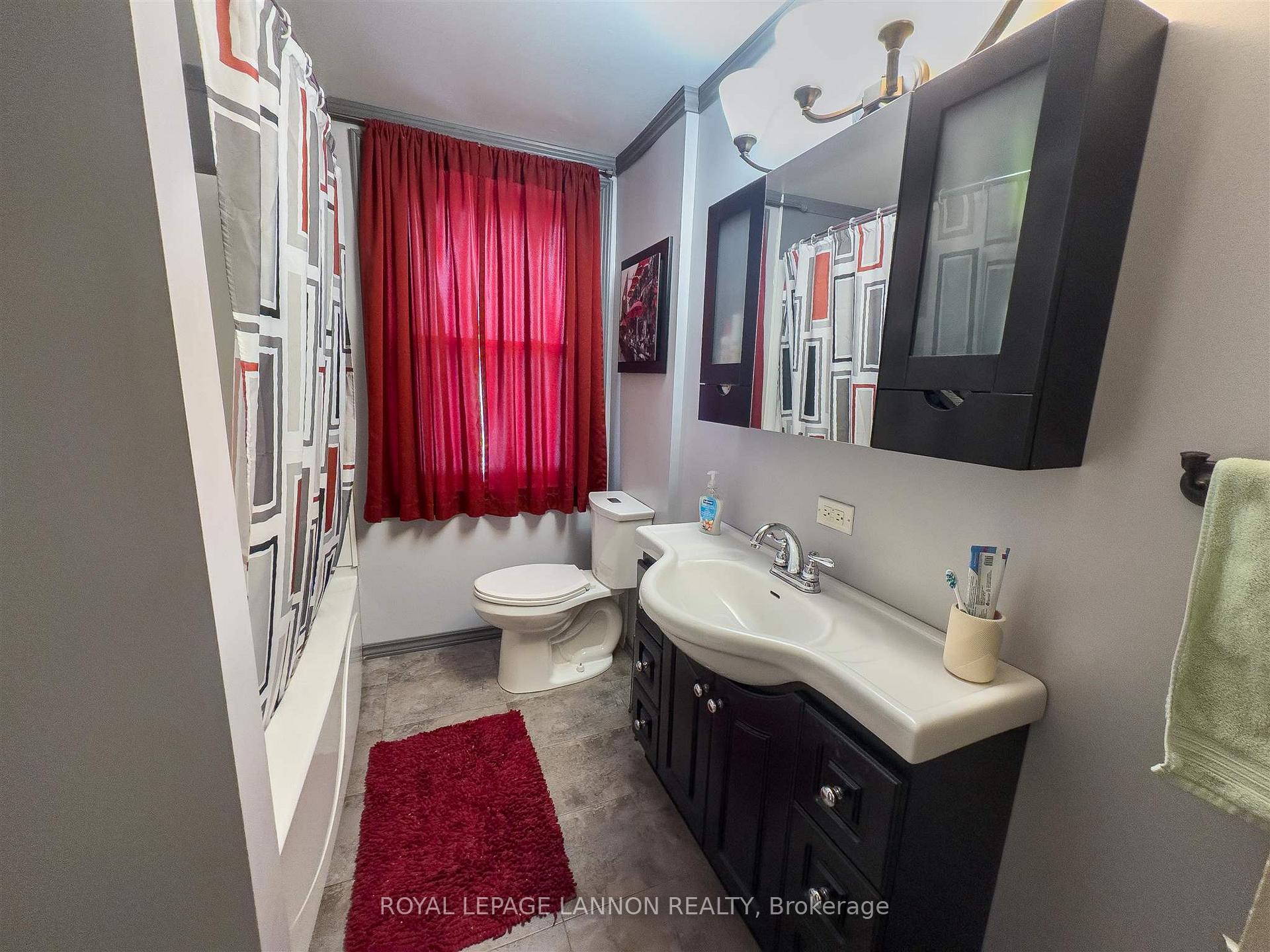 Photo 11 of 106 Poplar Street, Greenstone — HOMEH