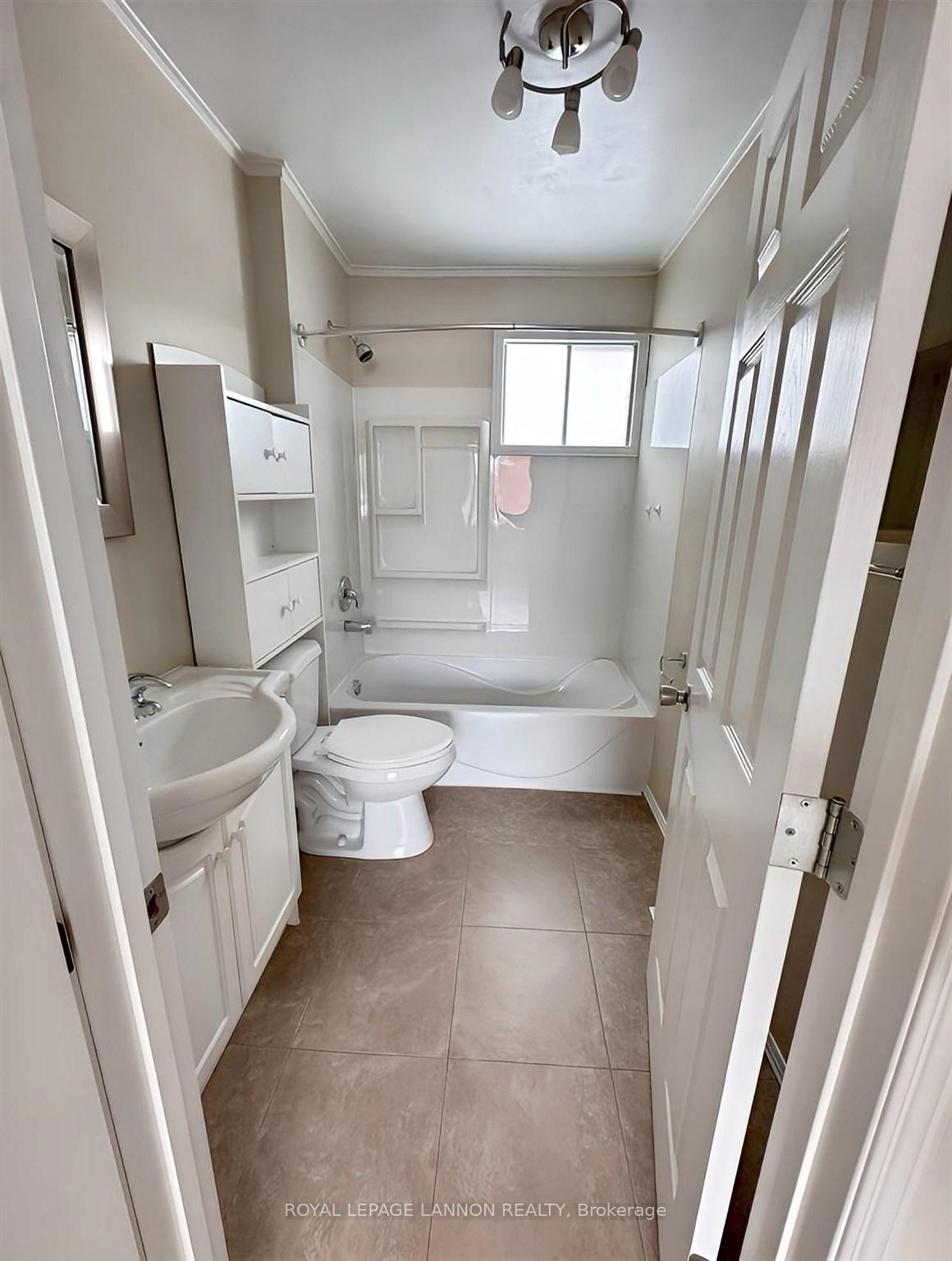 Photo 5 of 309 Ball Park Crescent, Greenstone — HOMEH