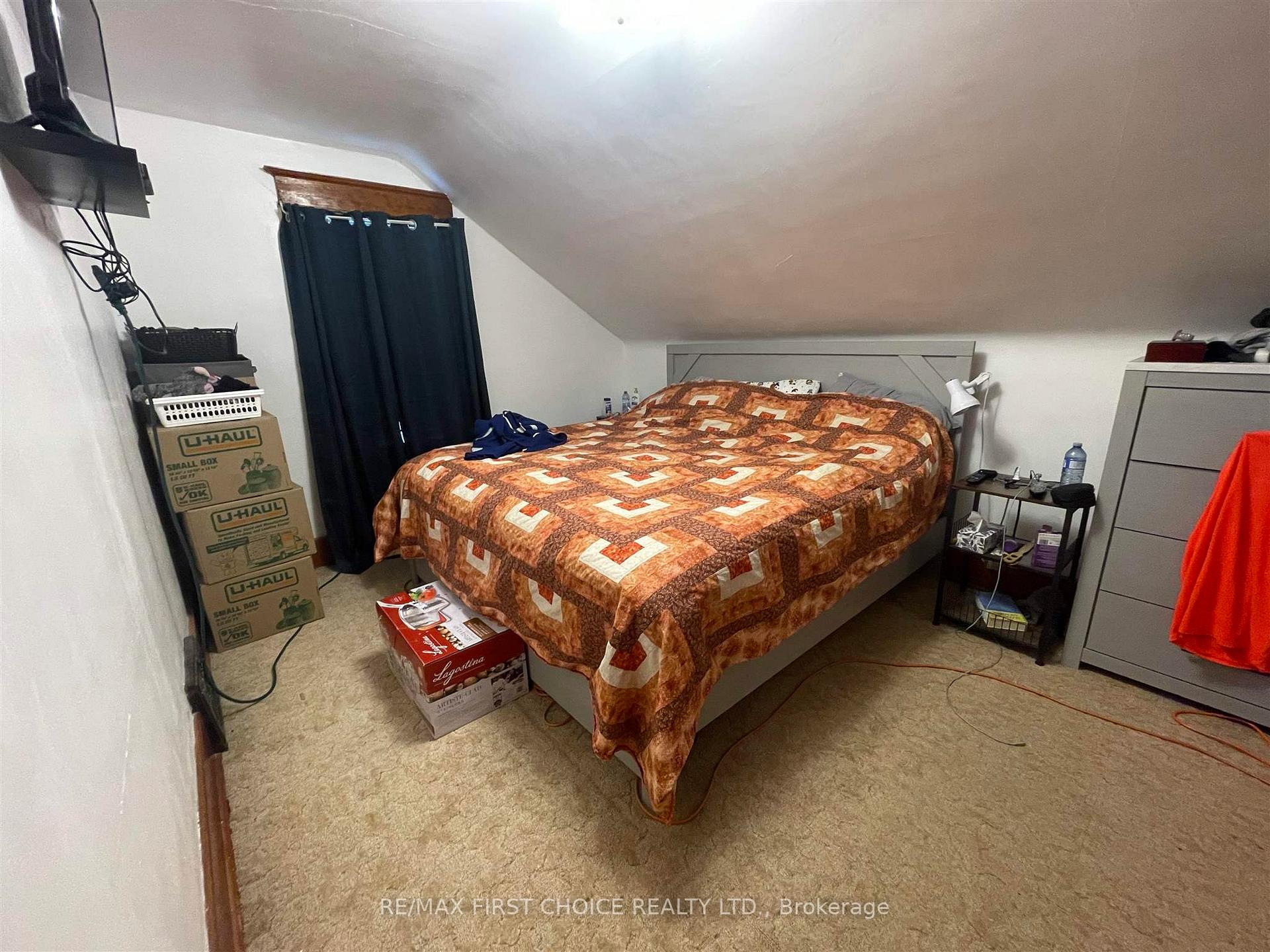 Photo 11 of 154 Van Horne Avenue, Dryden, Riverview — HOMEH