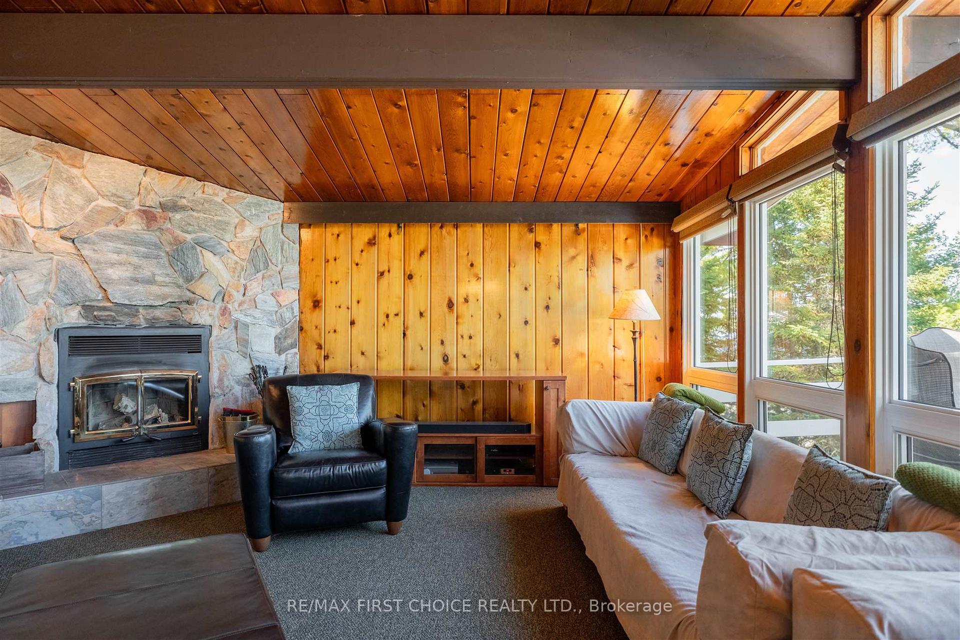 Photo 24 of 5 Zig Zag, Kenora Remote Area, Lake of the Woods West — HOMEH