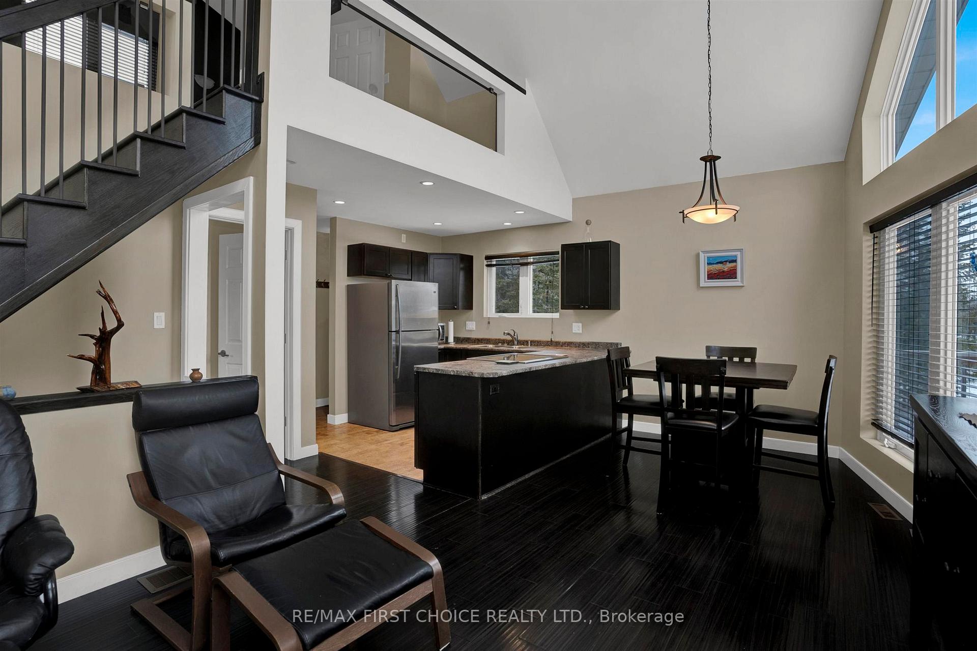 Photo 6 of 5 Margaret Street S, Neebing, Blake — HOMEH