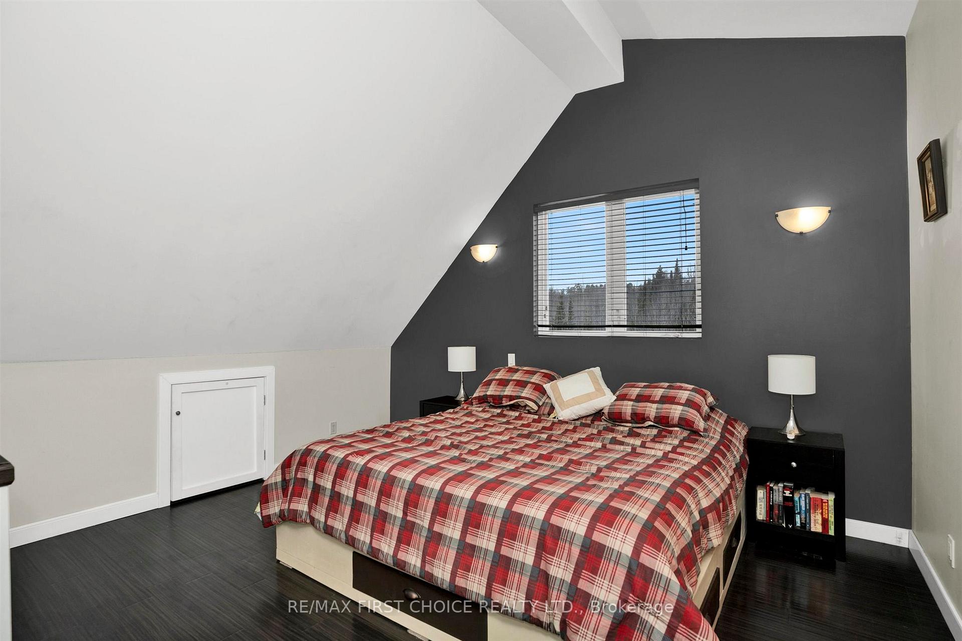 Photo 20 of 5 Margaret Street S, Neebing, Blake — HOMEH