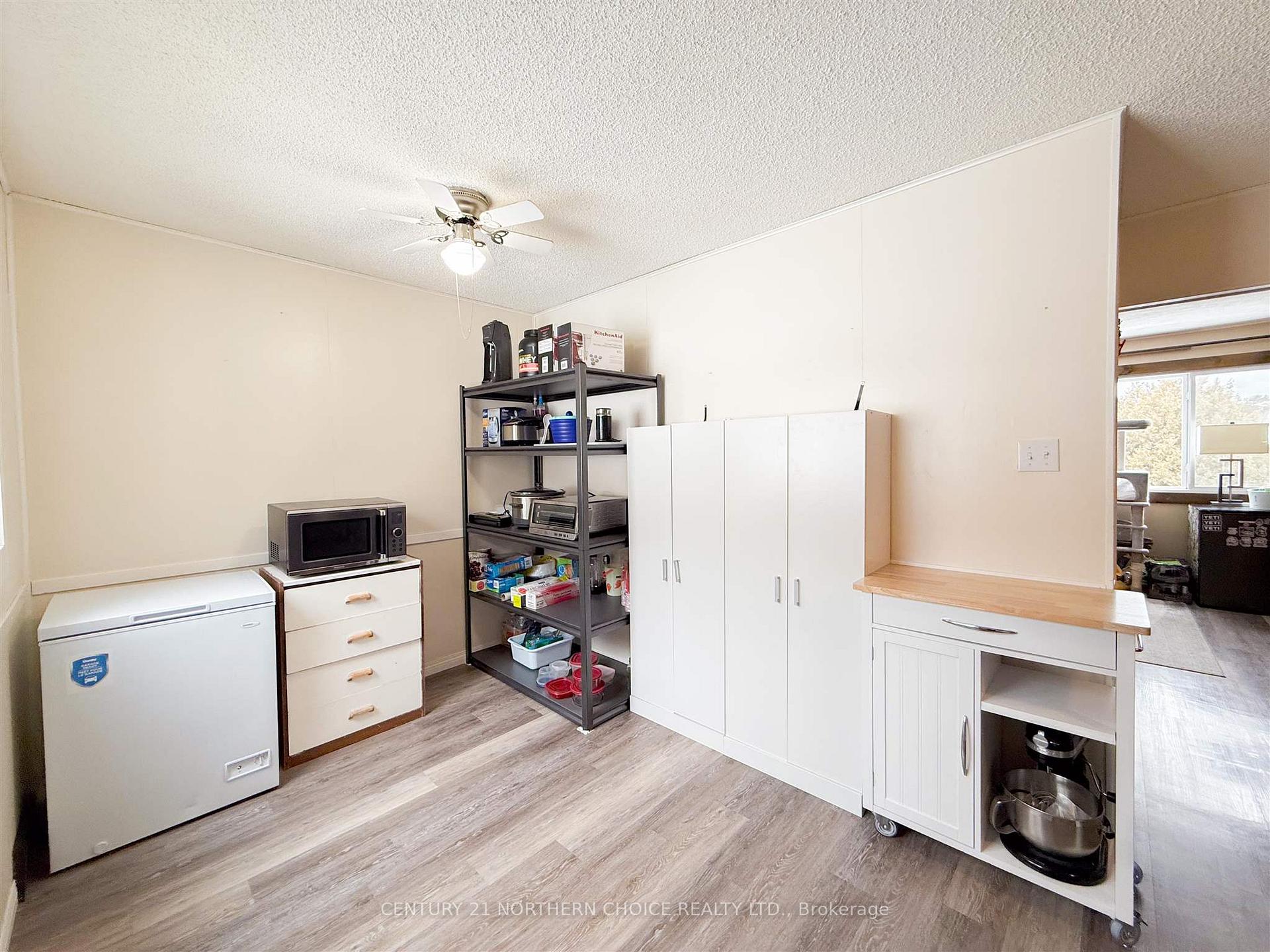 Photo 8 of 31 Drewry Drive, Kenora, Pinecrest — HOMEH