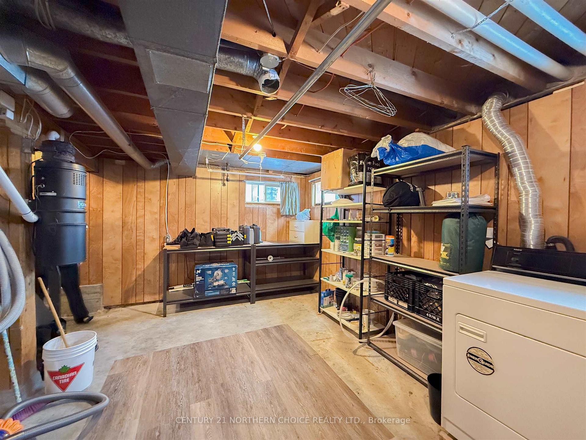 Photo 20 of 31 Drewry Drive, Kenora, Pinecrest — HOMEH