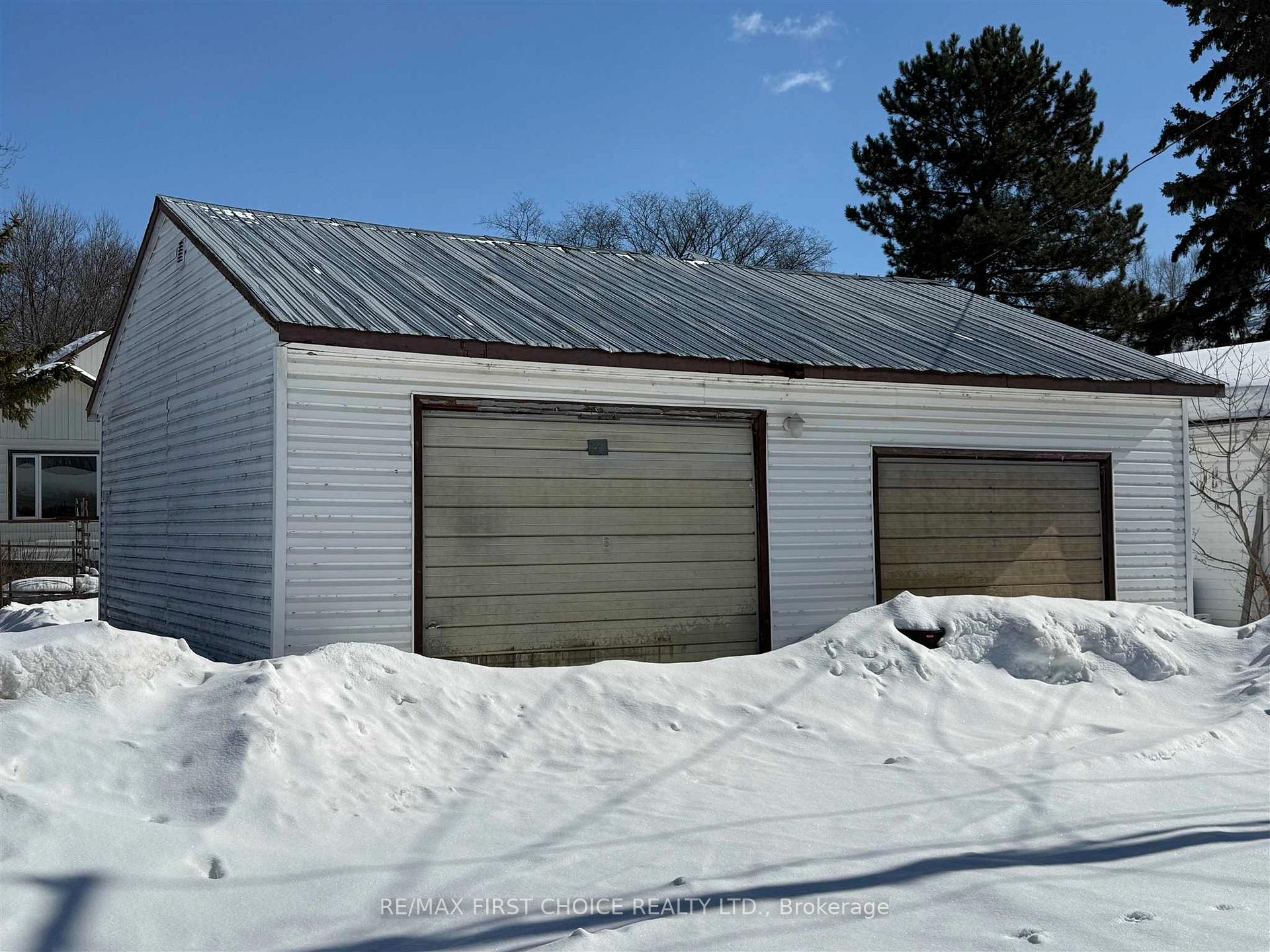 Photo 17 of 116 Whyte Avenue, Dryden, Riverview — HOMEH