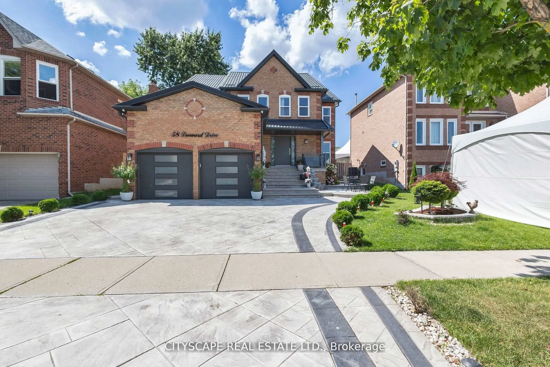 Front of 58 Leeward Drive S