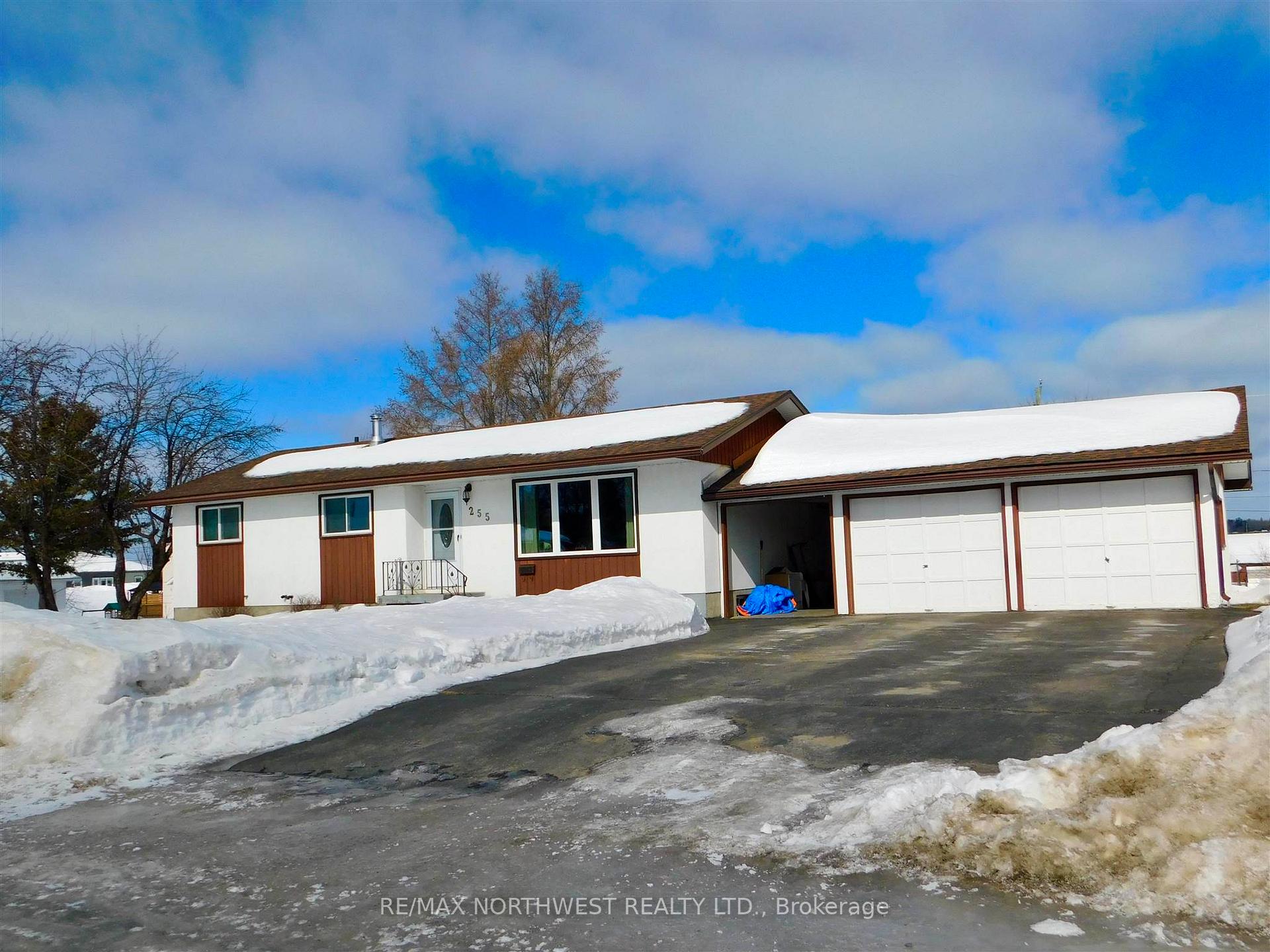 Photo 2 of 255 Second Street, Dryden, Hillcrest — HOMEH