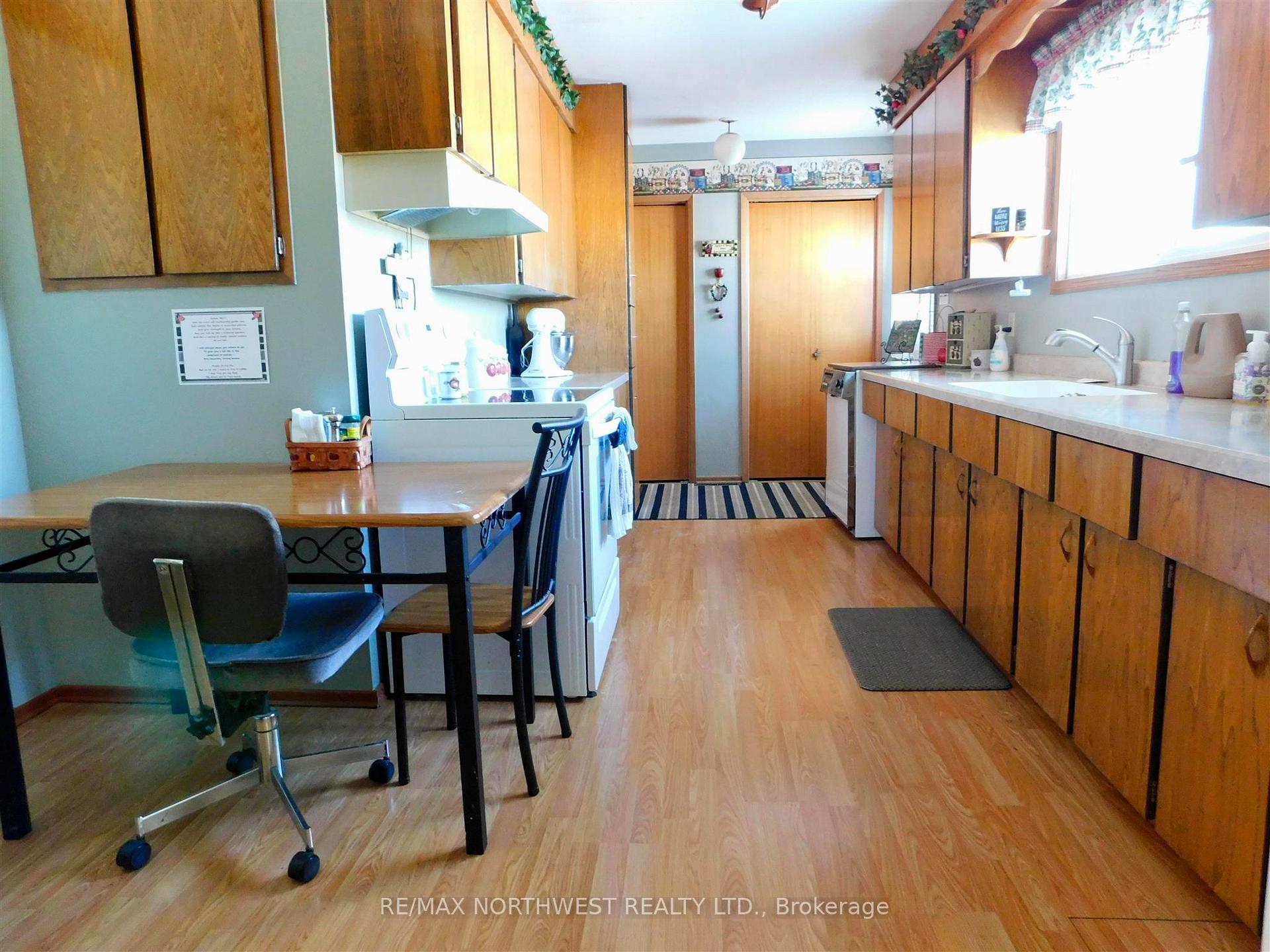 Photo 10 of 255 Second Street, Dryden, Hillcrest — HOMEH