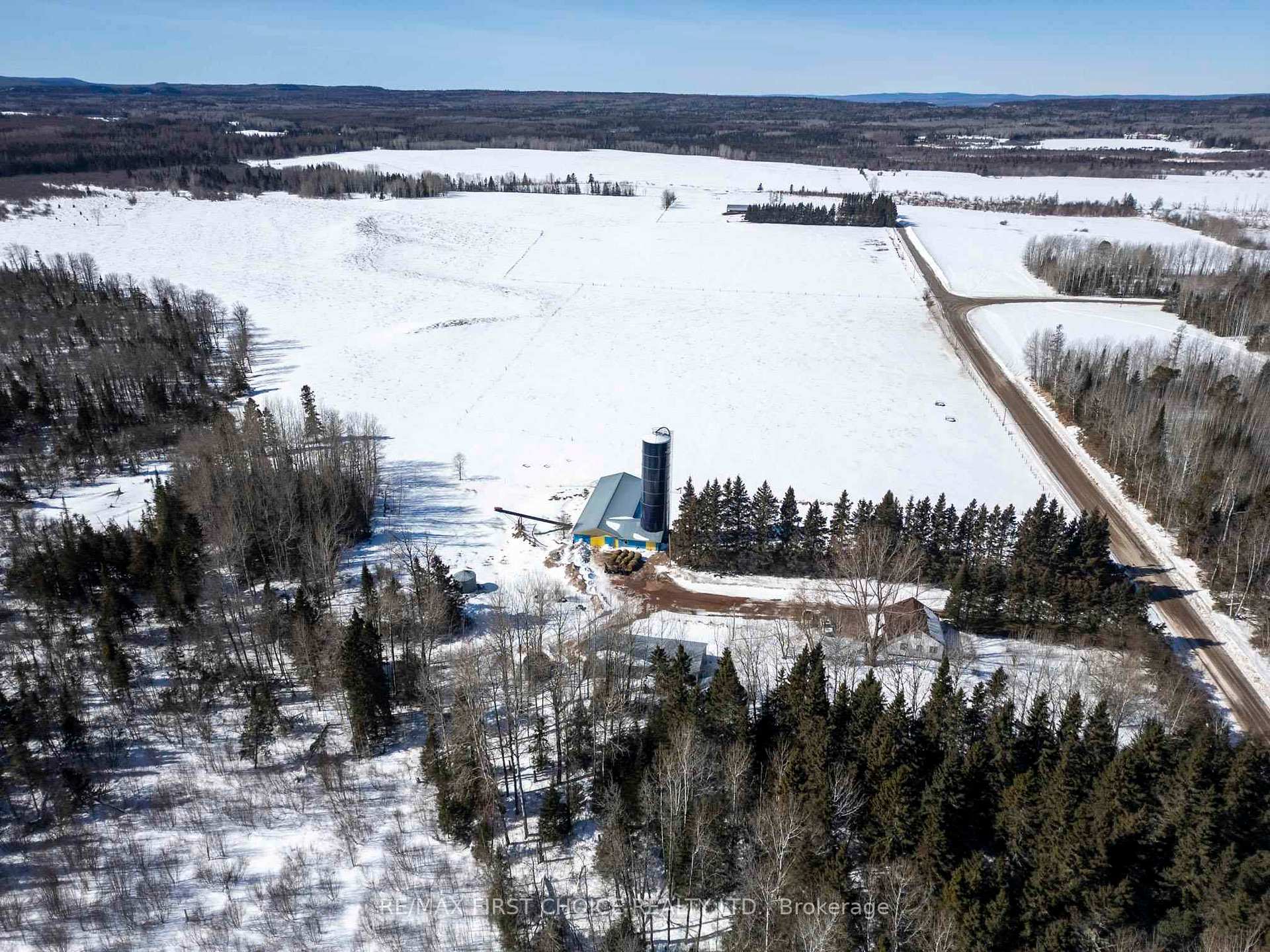 Photo 38 of 840 Pass Lake Road E, Thunder Bay Remote Area — HOMEH