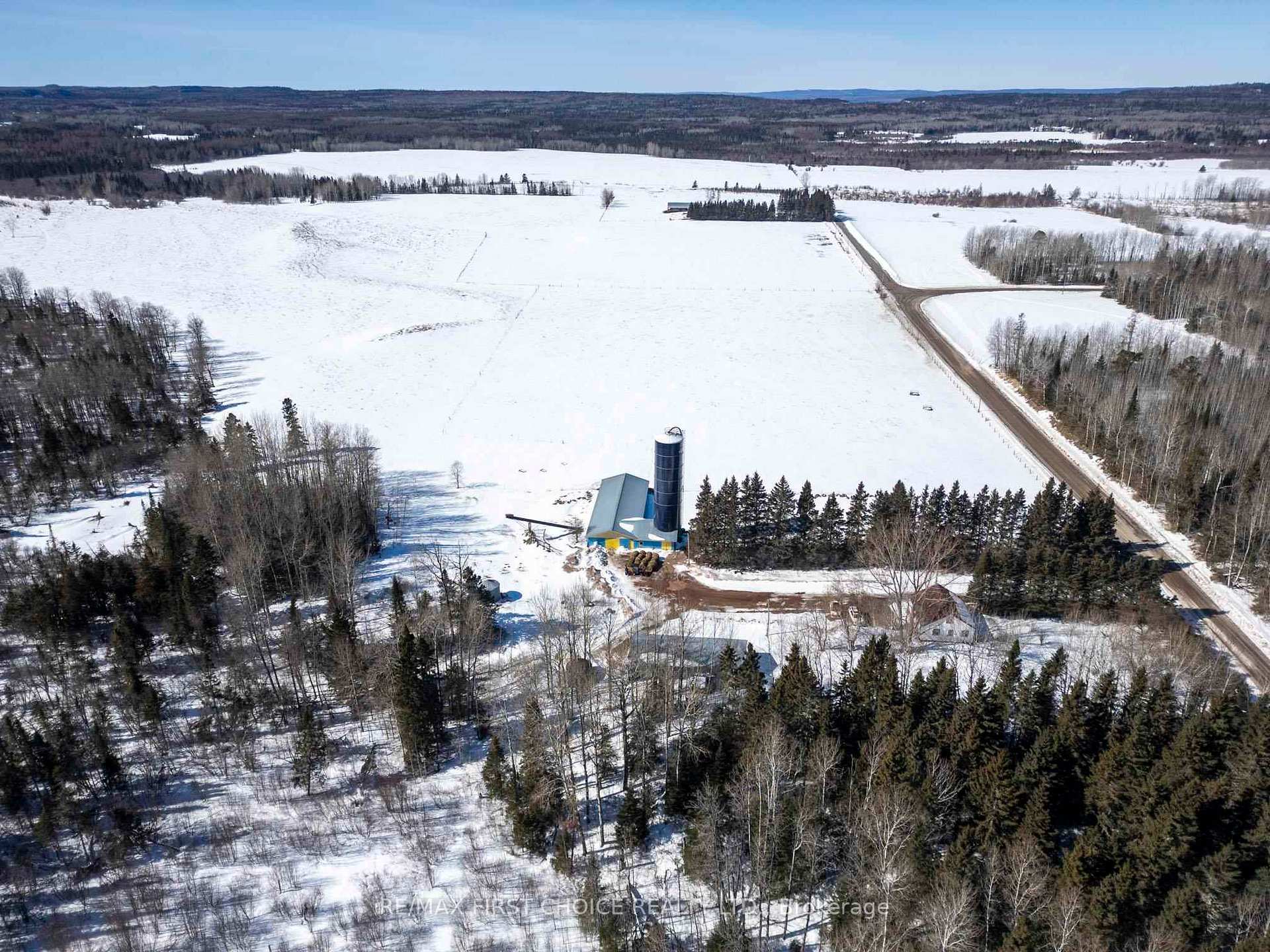 Photo 45 of 840 Pass Lake Road E, Thunder Bay Remote Area — HOMEH