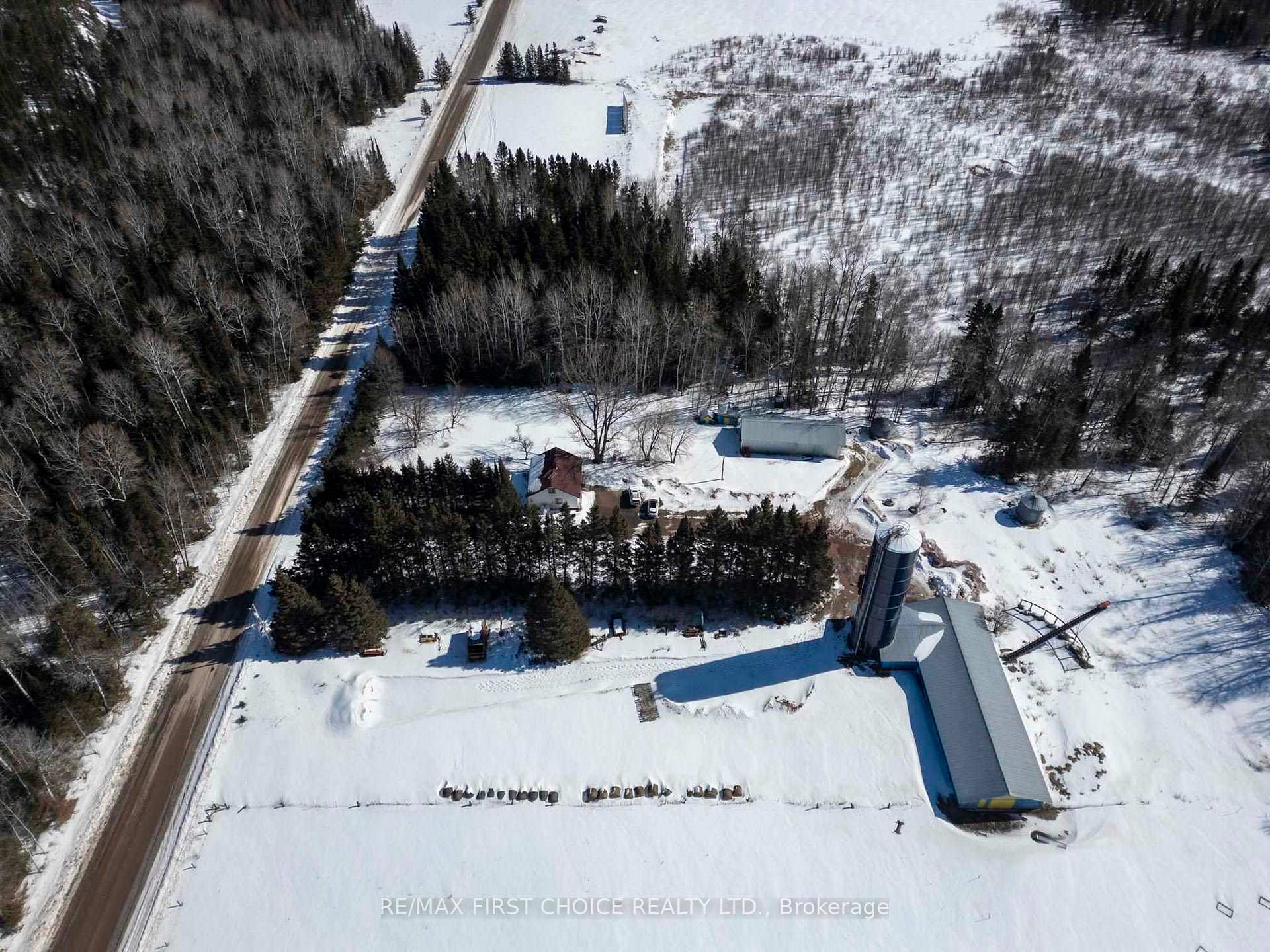 Photo 48 of 840 Pass Lake Road E, Thunder Bay Remote Area — HOMEH