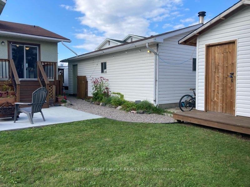 Photo 2 of 78 Detta Road, Red Lake — HOMEH