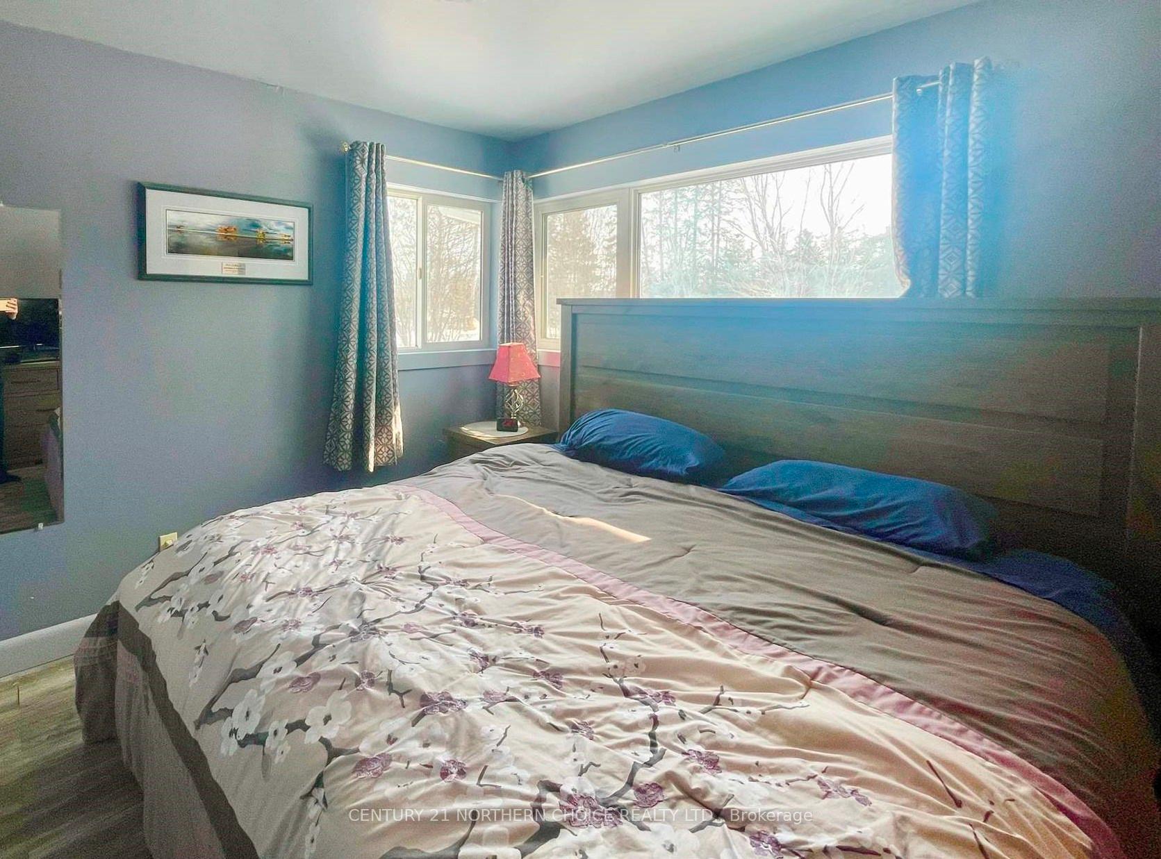 Photo 14 of 11 Parr Avenue, Dryden, Barclay — HOMEH