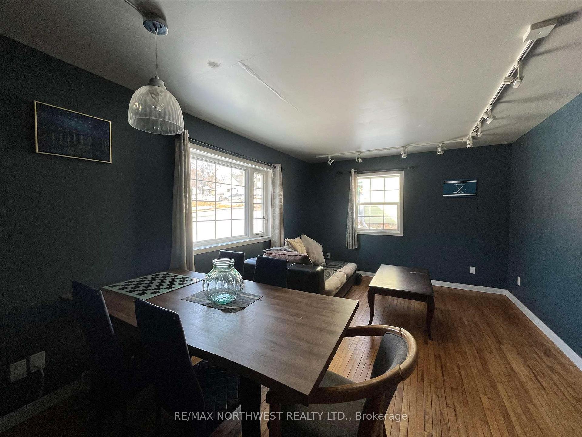 Photo 6 of 1119 Hillside Crescent, Kenora, Amethyst — HOMEH