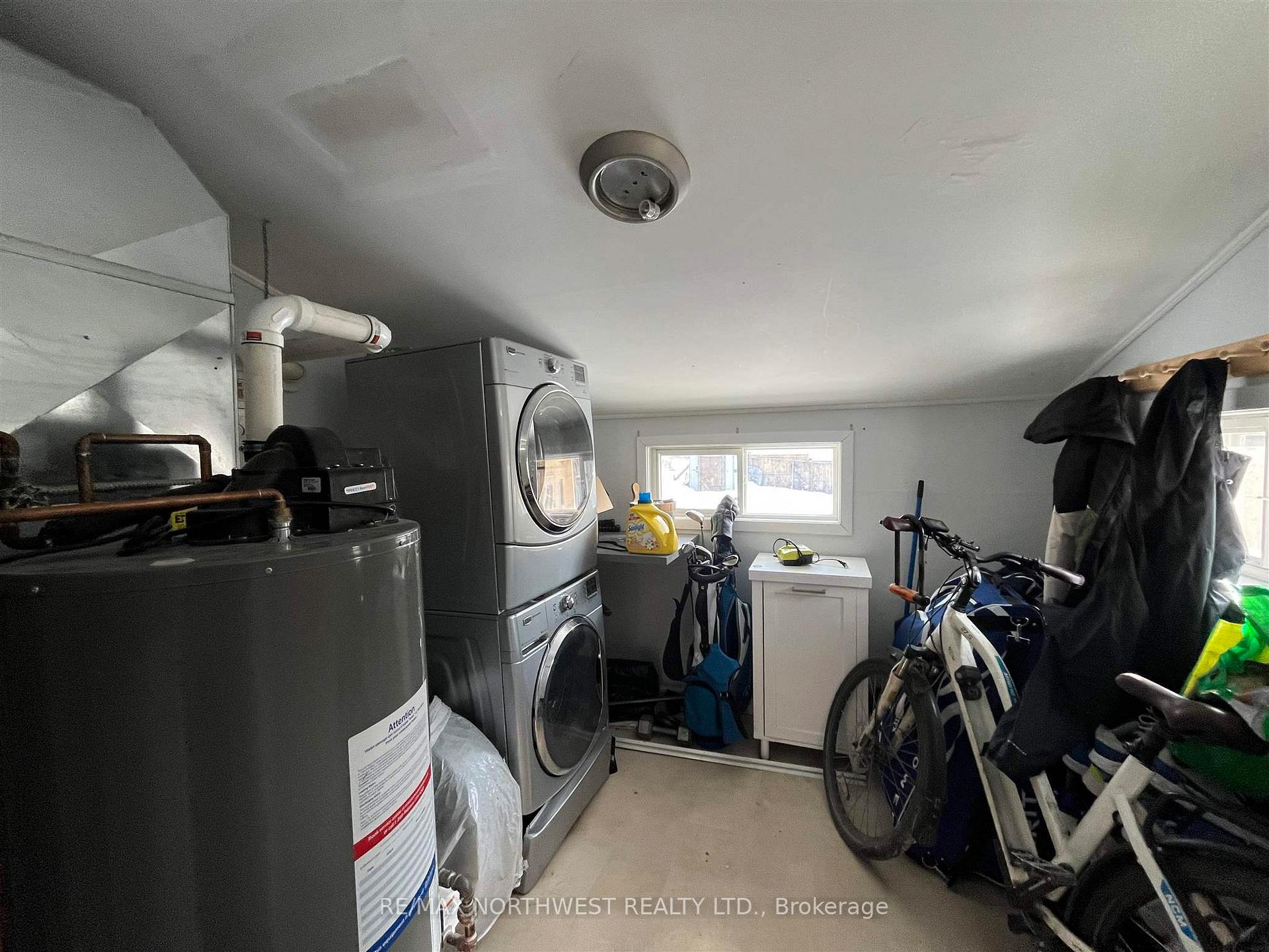 Photo 10 of 1119 Hillside Crescent, Kenora, Amethyst — HOMEH