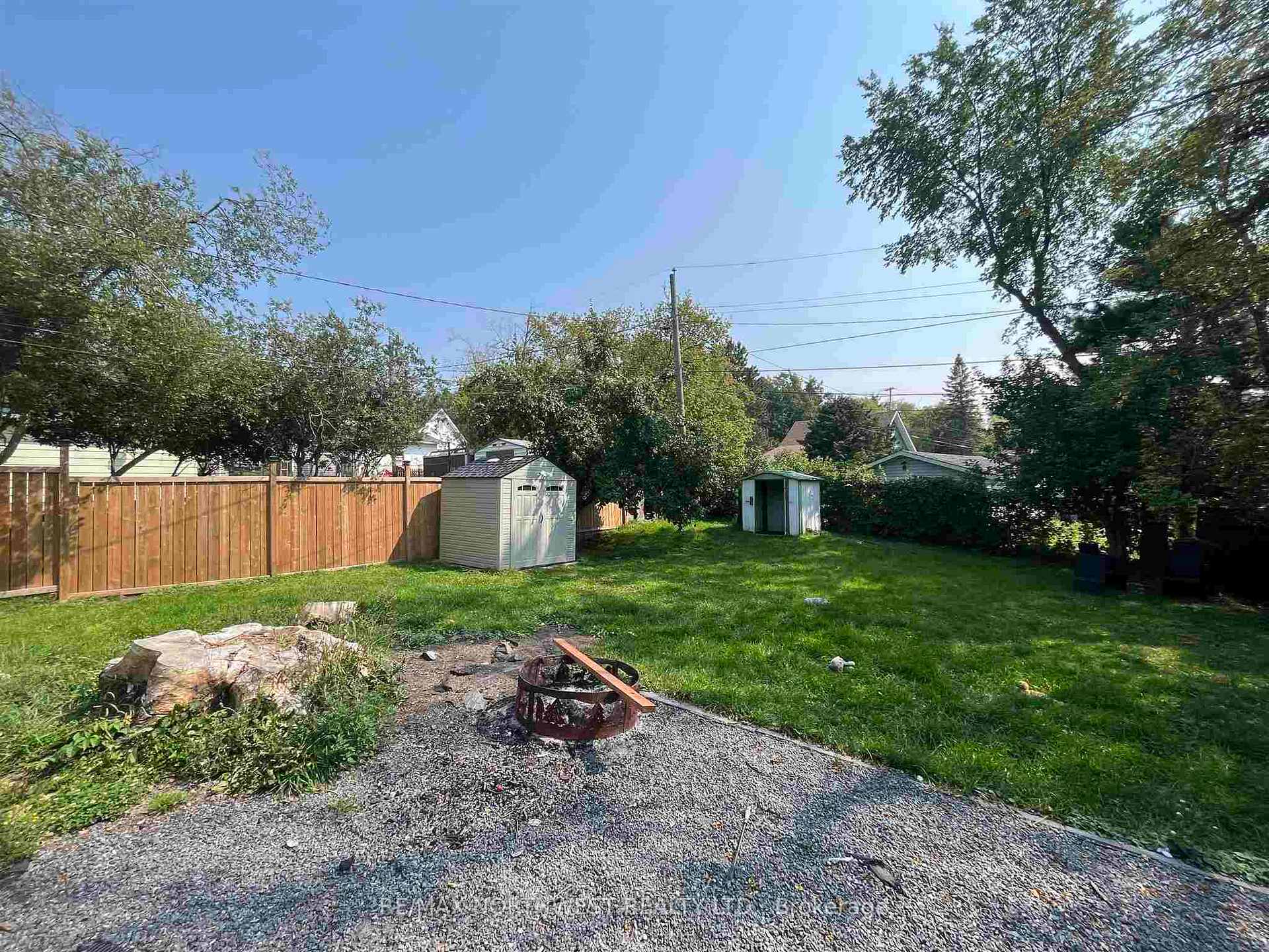 Photo 16 of 1119 Hillside Crescent, Kenora, Amethyst — HOMEH