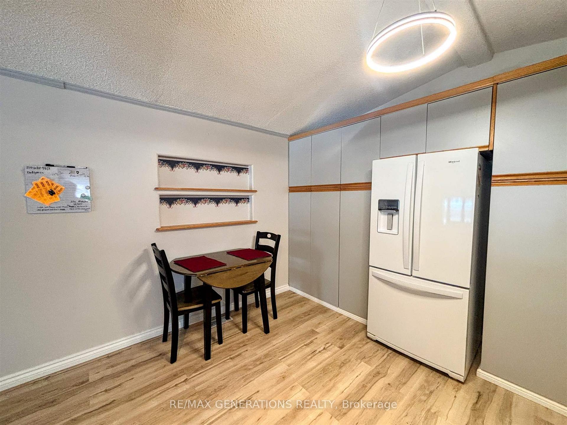 Photo 6 of 30 Jackson Crescent, Marathon — HOMEH