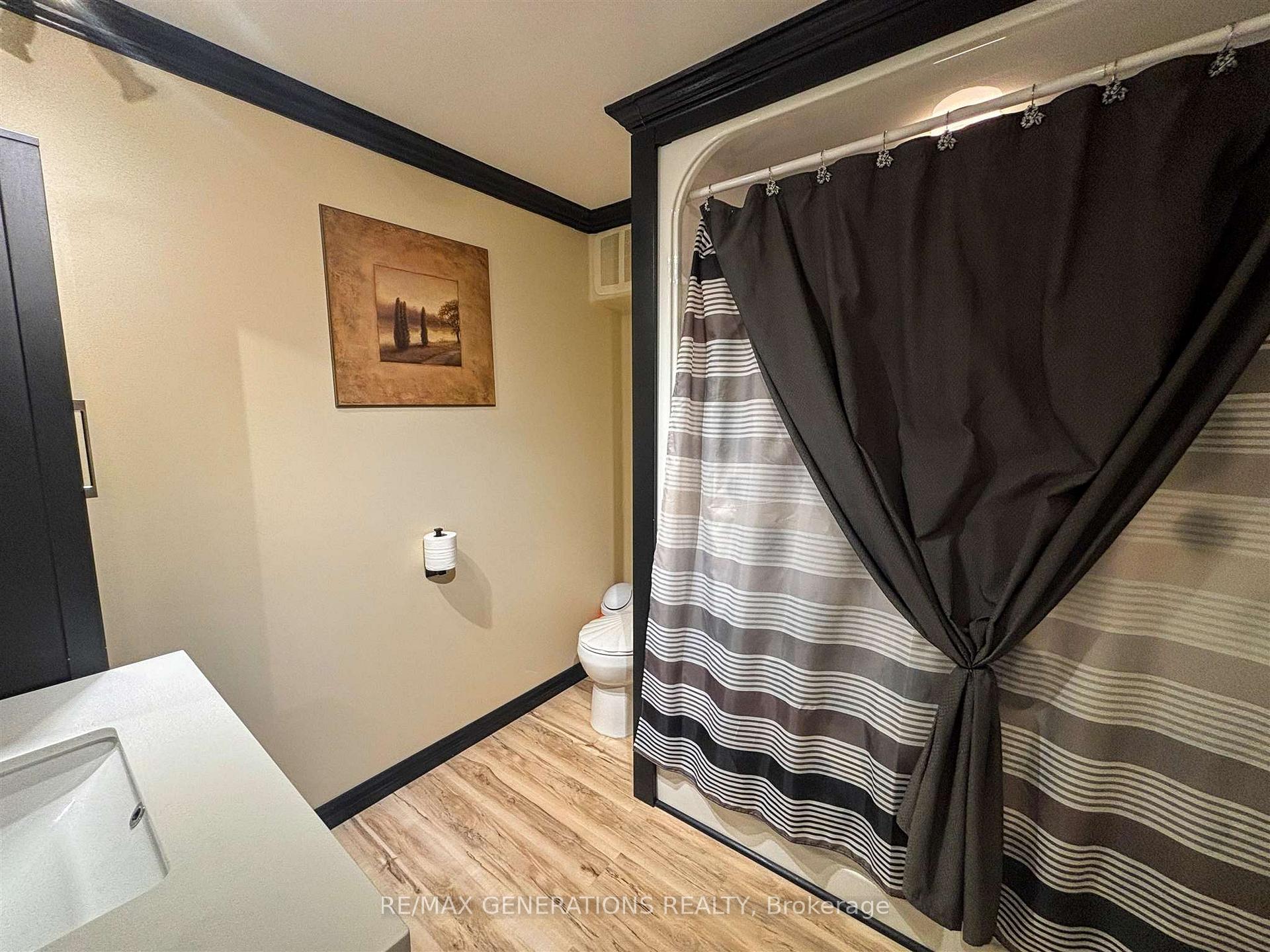 Photo 19 of 30 Jackson Crescent, Marathon — HOMEH