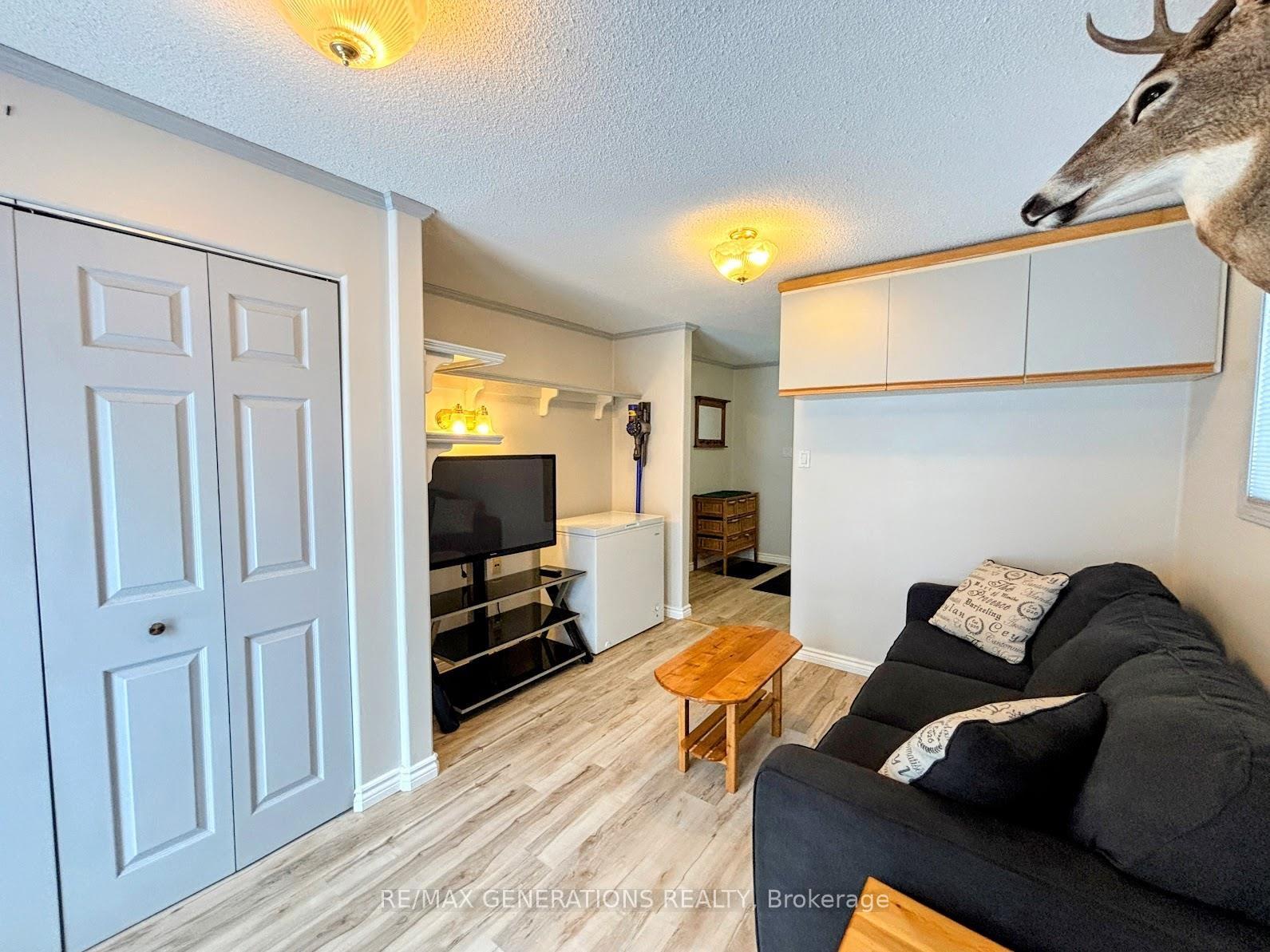 Photo 25 of 30 Jackson Crescent, Marathon — HOMEH