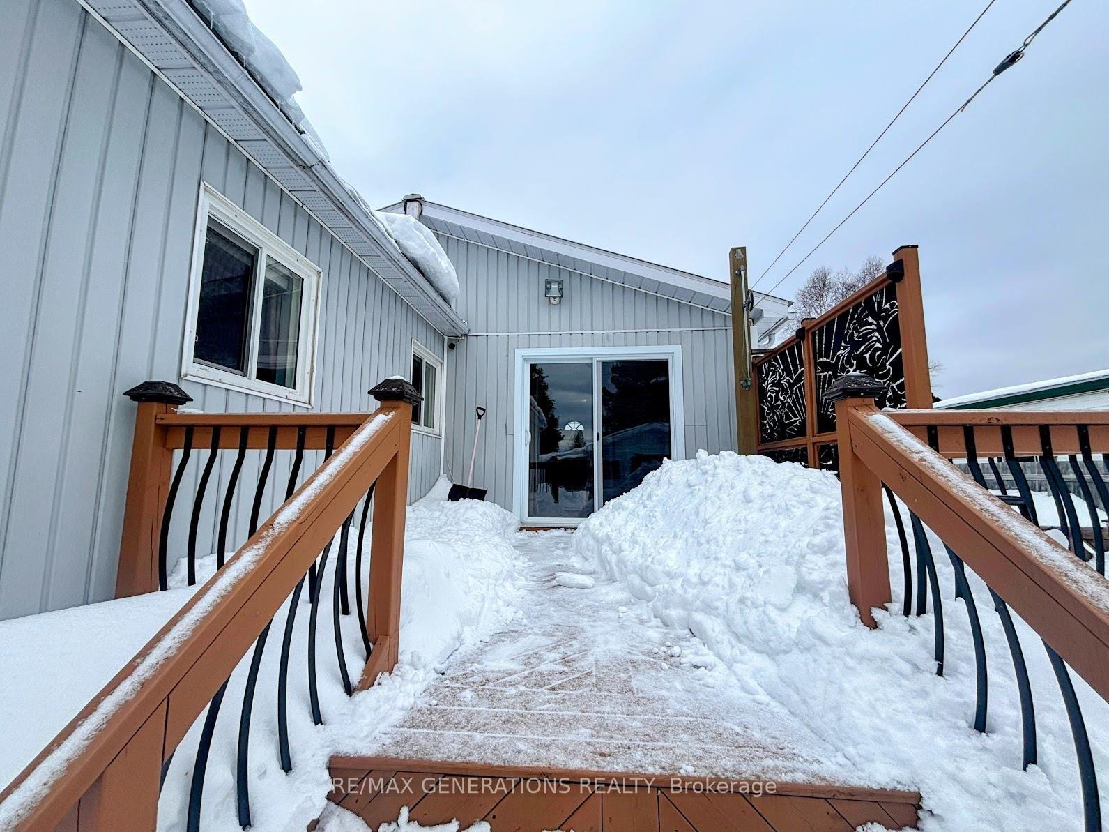 Photo 38 of 30 Jackson Crescent, Marathon — HOMEH