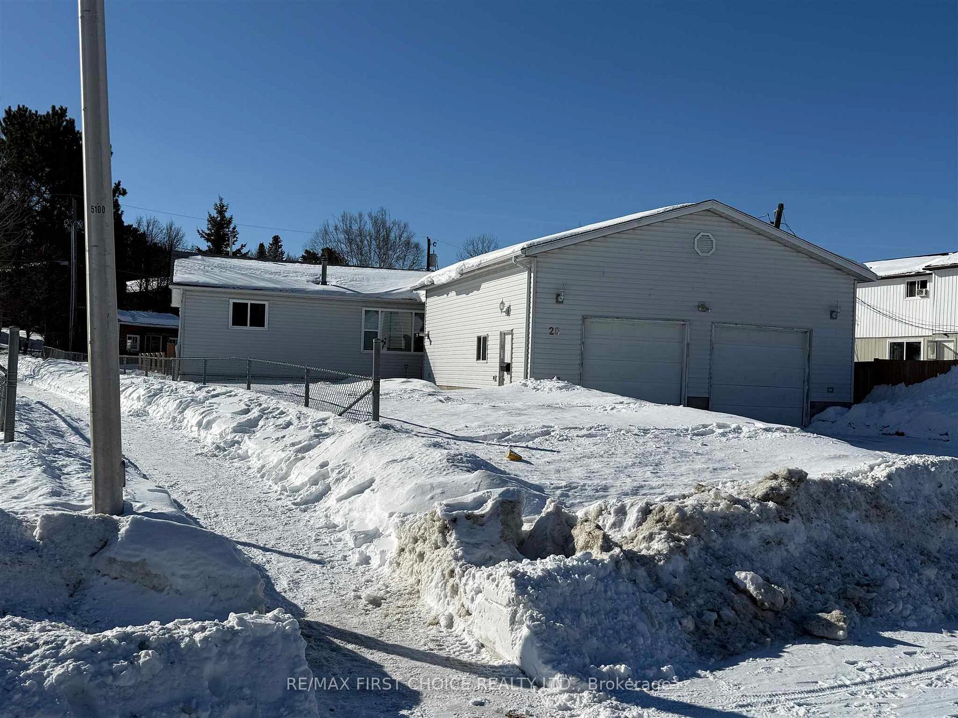 Photo 1 of 20 Clearwater Crescent, Dryden, Pronger Park — HOMEH