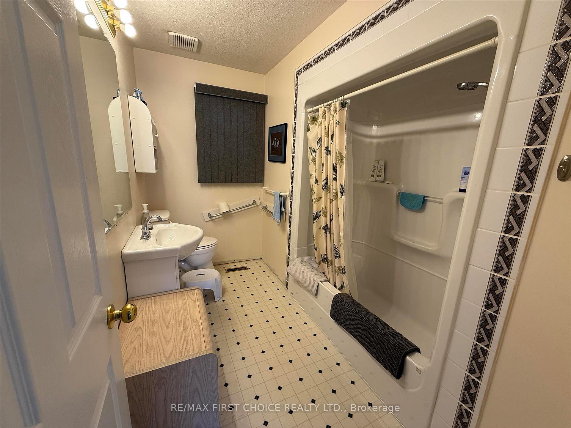 Photo 9 of 20 Clearwater Crescent, Dryden, Pronger Park — HOMEH