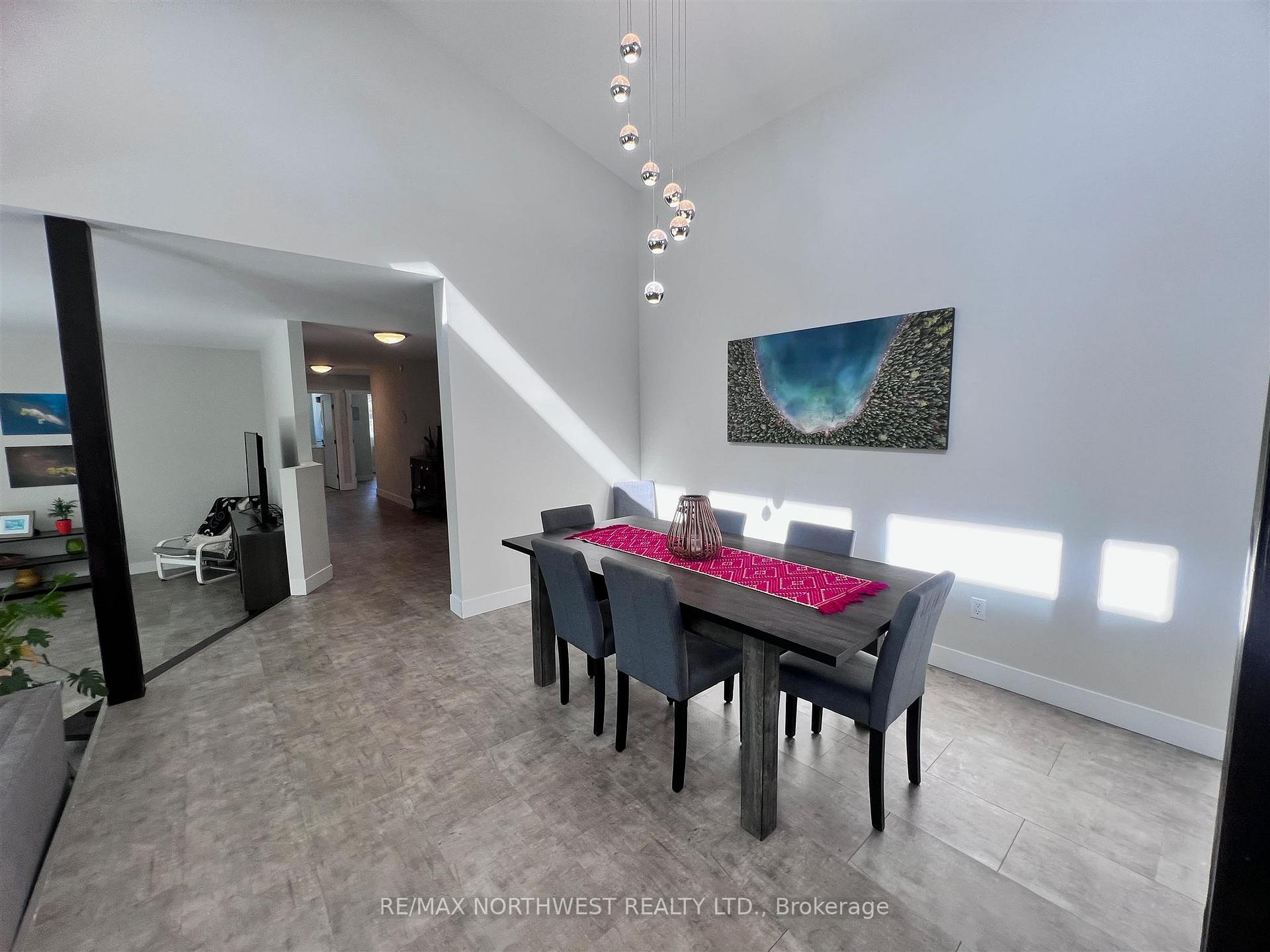 Photo 9 of 362 Longbow Lake Road, Kenora Remote Area, East Of Kenora — HOMEH