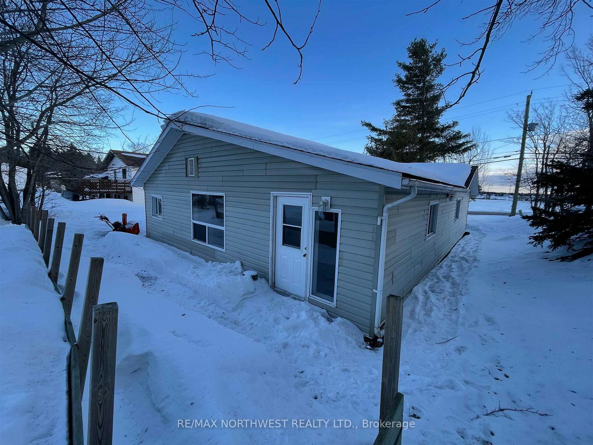 Photo 3 of 111 Leach Road, Kenora Remote Area, Oxdrift — HOMEH