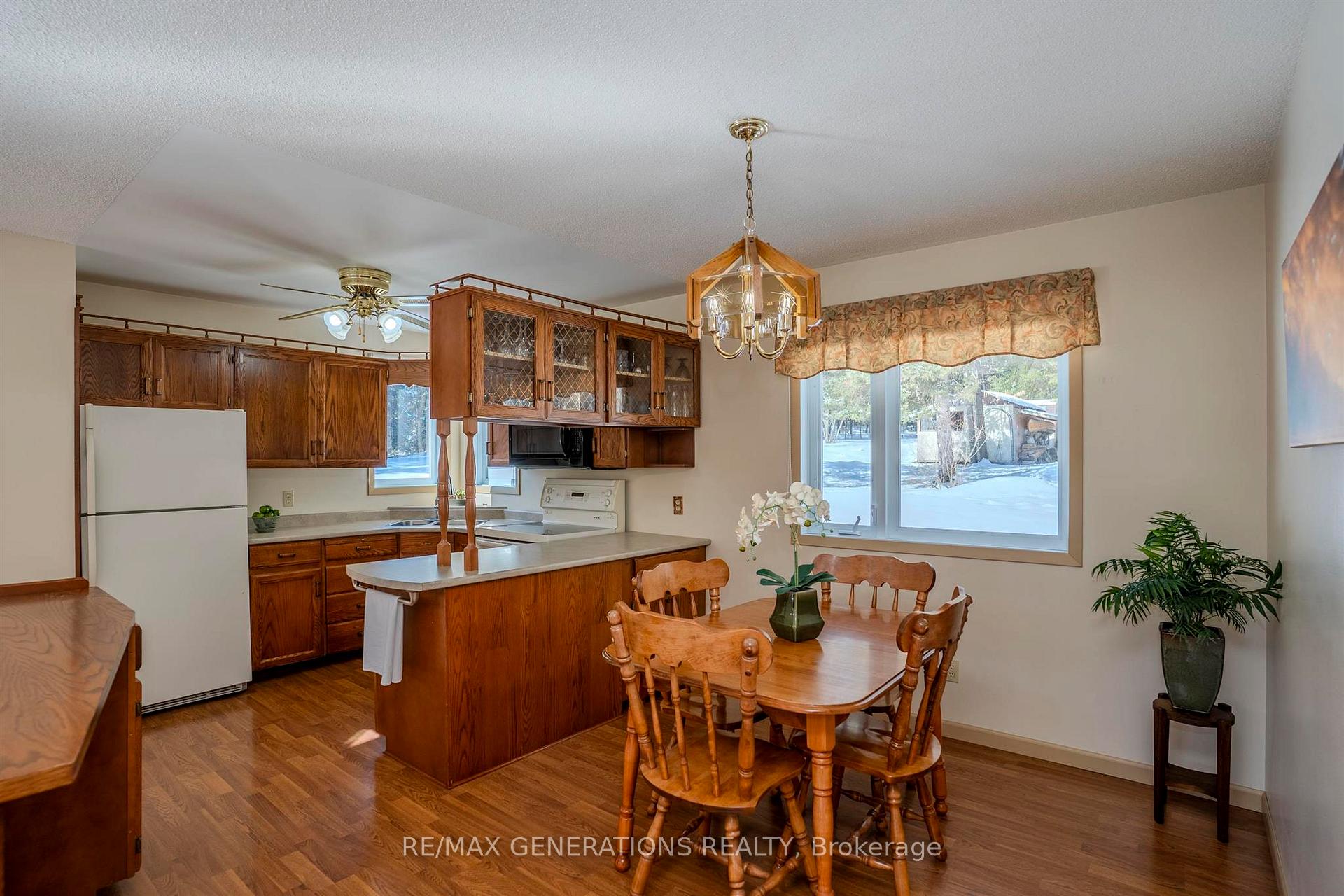 Photo 5 of 1177 Boundary Drive, Neebing, Scoble — HOMEH