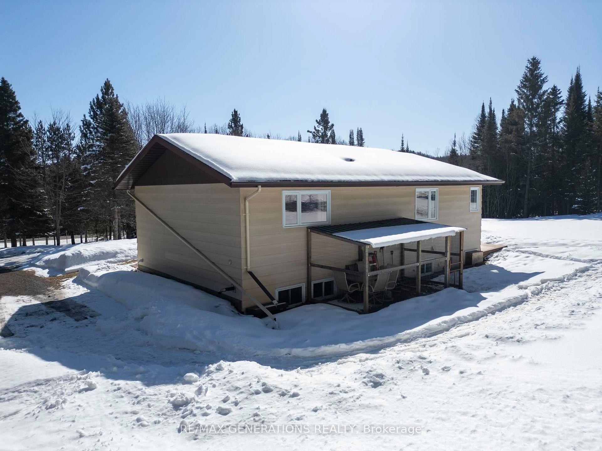 Photo 23 of 1177 Boundary Drive, Neebing, Scoble — HOMEH