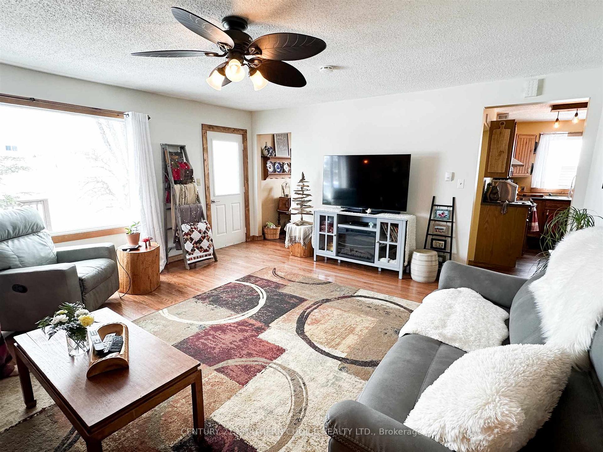 Photo 10 of 29 Keewatin Road, Red Lake — HOMEH