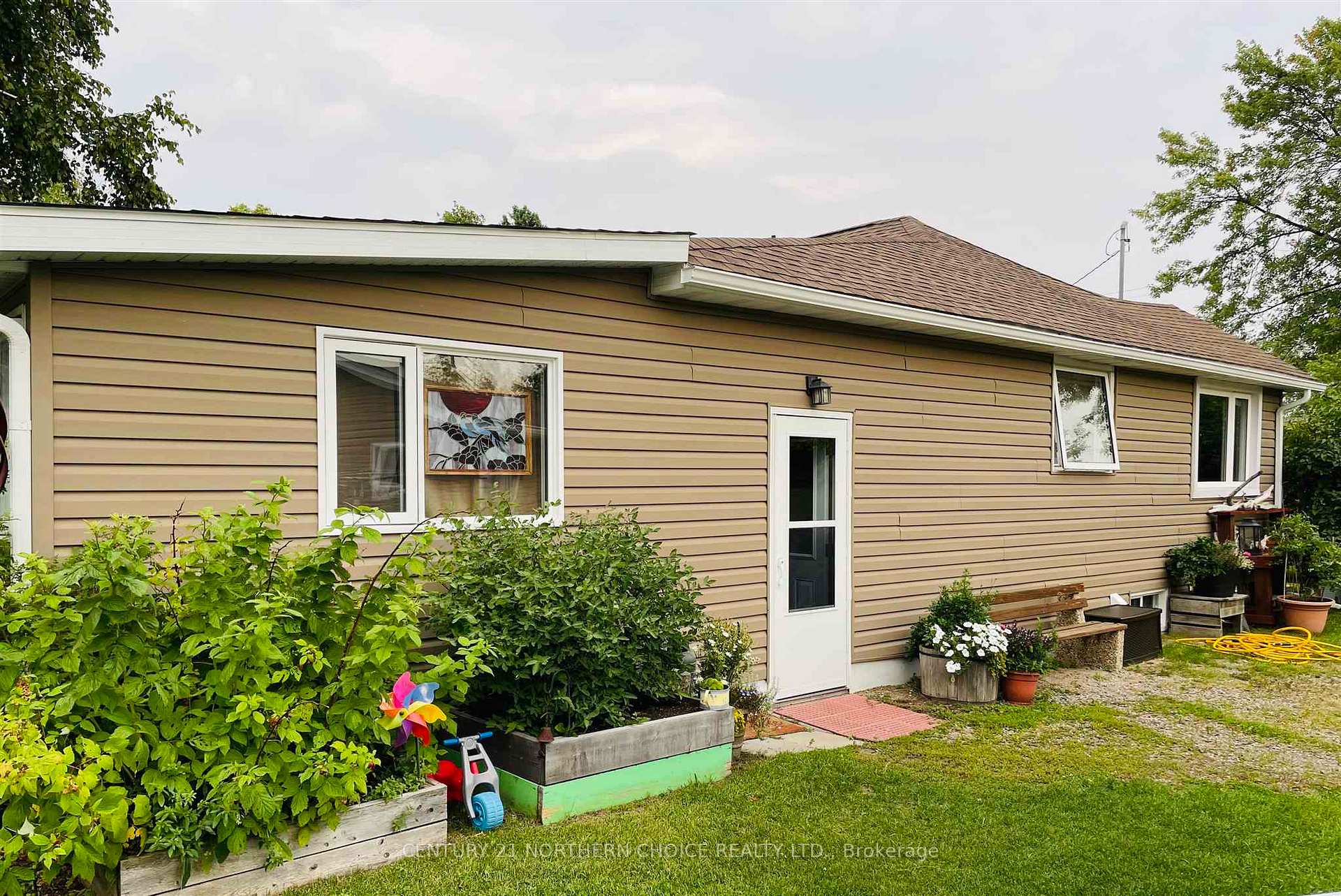 Photo 22 of 29 Keewatin Road, Red Lake — HOMEH
