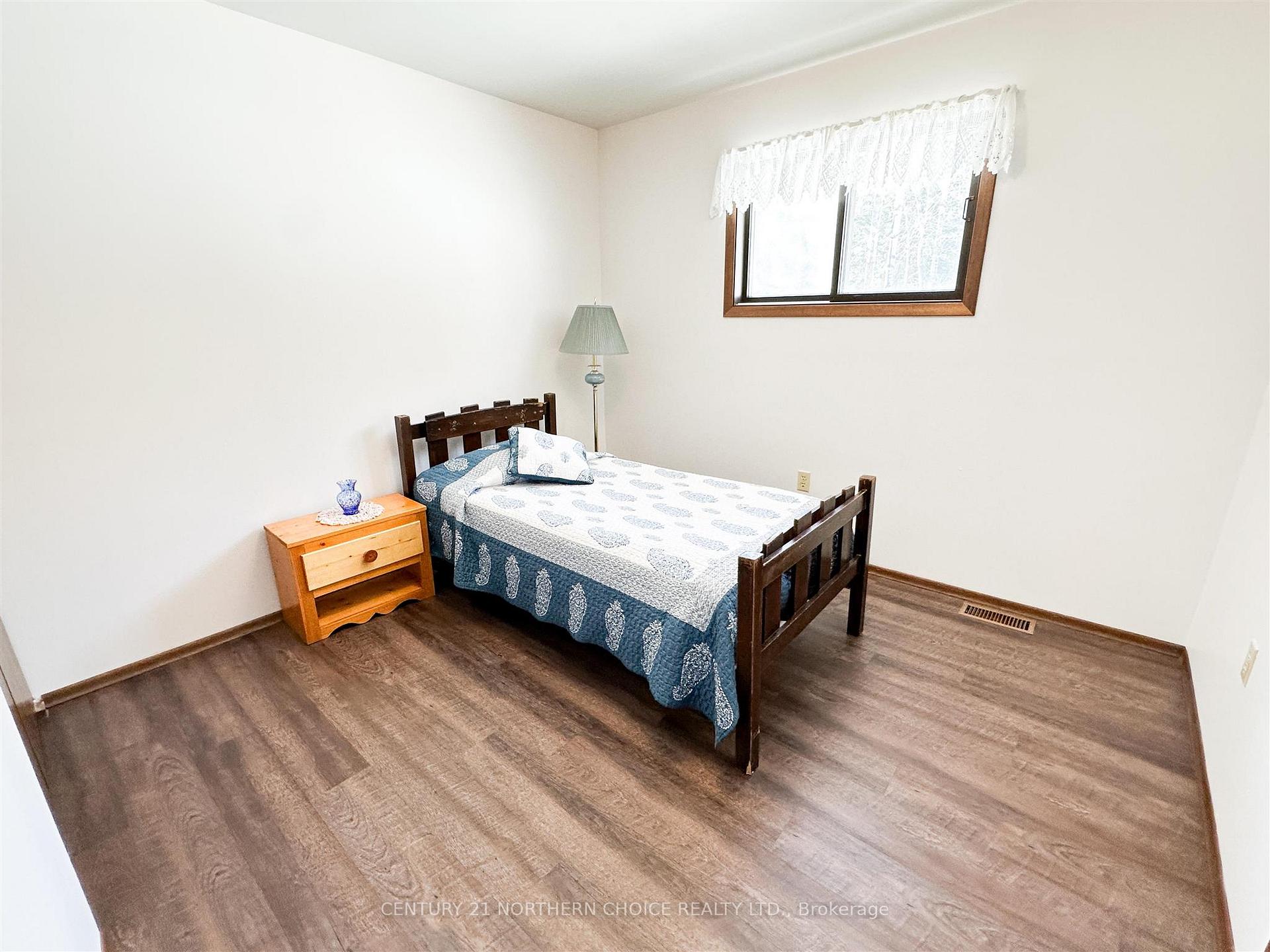 Photo 18 of 2 Pyerite Street, Red Lake — HOMEH