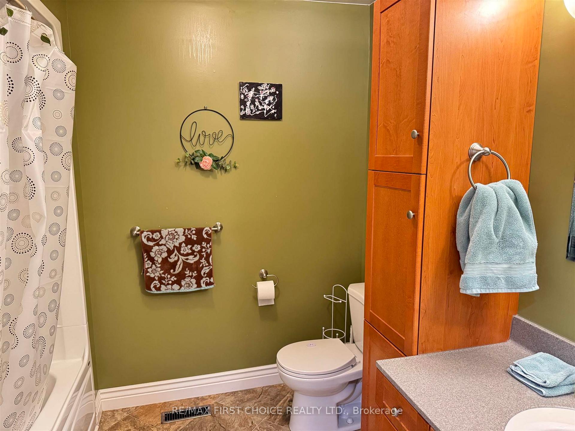 Photo 20 of 8 Pugsley Street, Red Lake — HOMEH