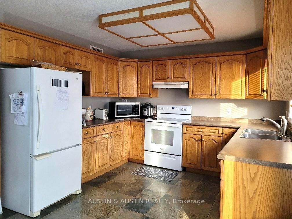 Photo 4 of 20 Gamble Drive, Dryden, Edgewater Terrace — HOMEH