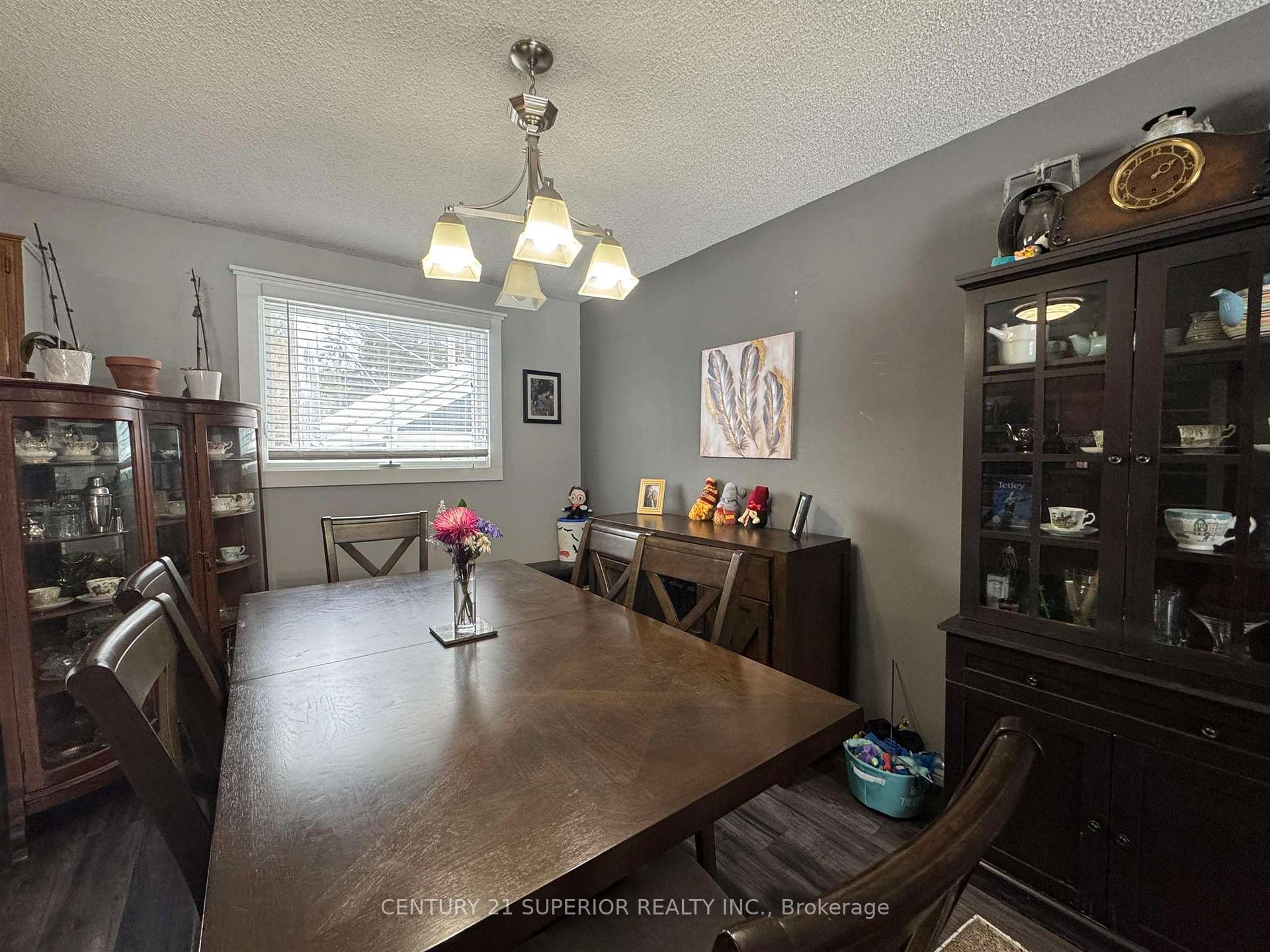 Photo 5 of 27 Aspendale Drive W, Marathon — HOMEH
