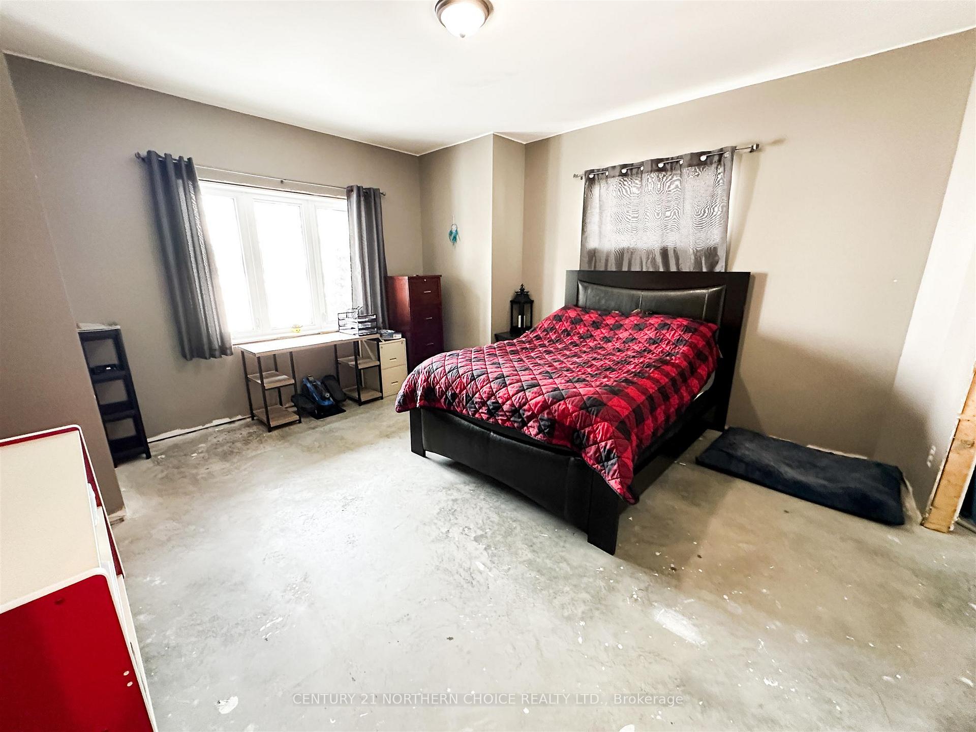 Photo 20 of 10 Dunn Drive, Red Lake — HOMEH