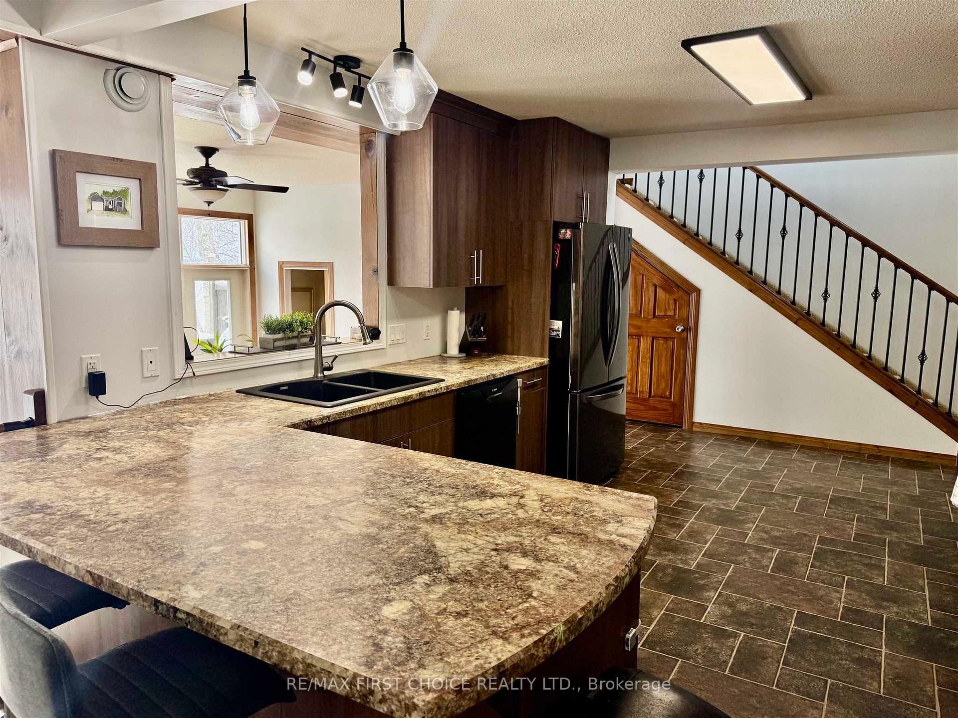 Photo 11 of 33 Pronger Parkway, Dryden, Barclay — HOMEH