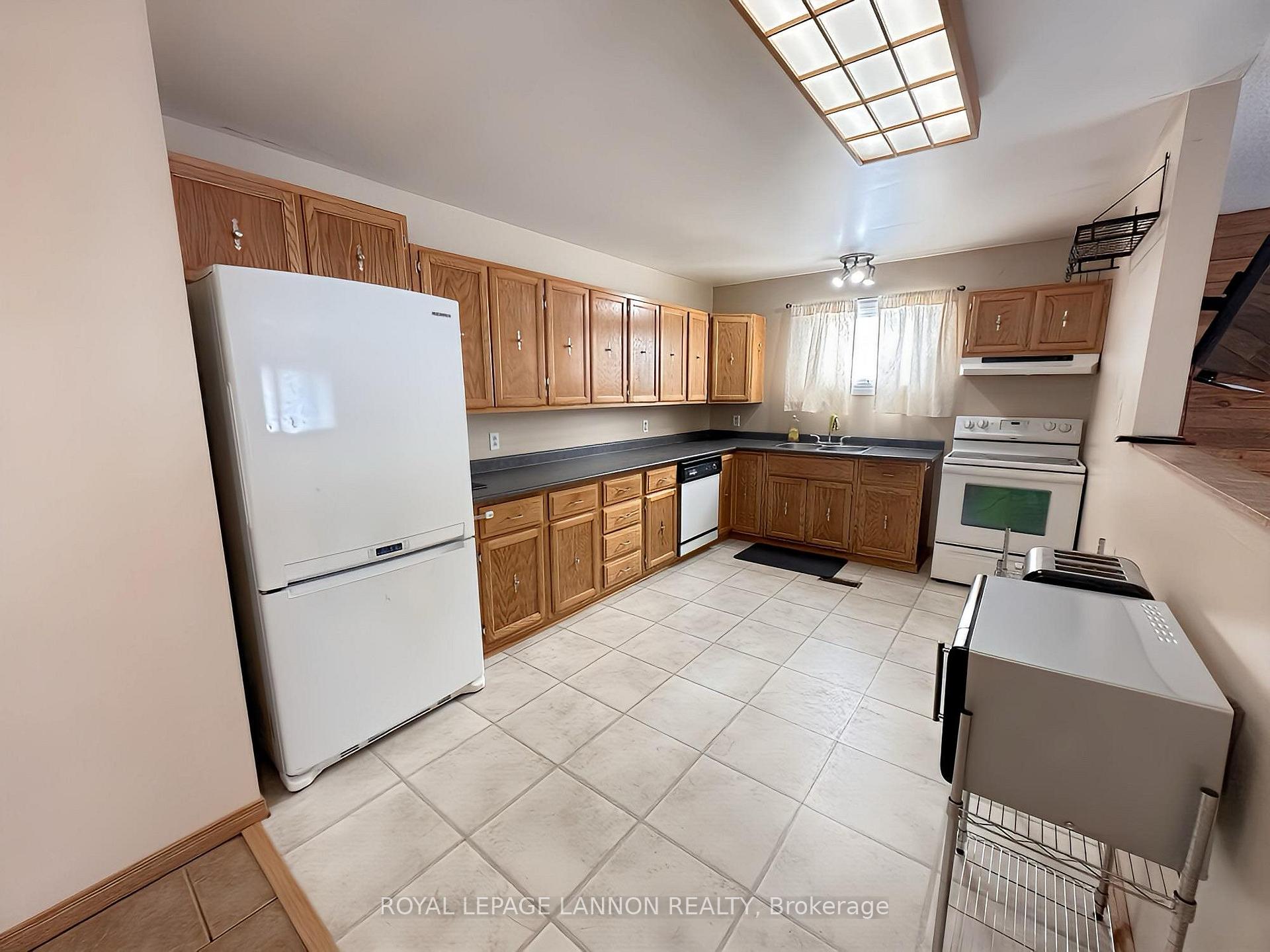 Photo 4 of 210 Third Avenue N, Greenstone — HOMEH