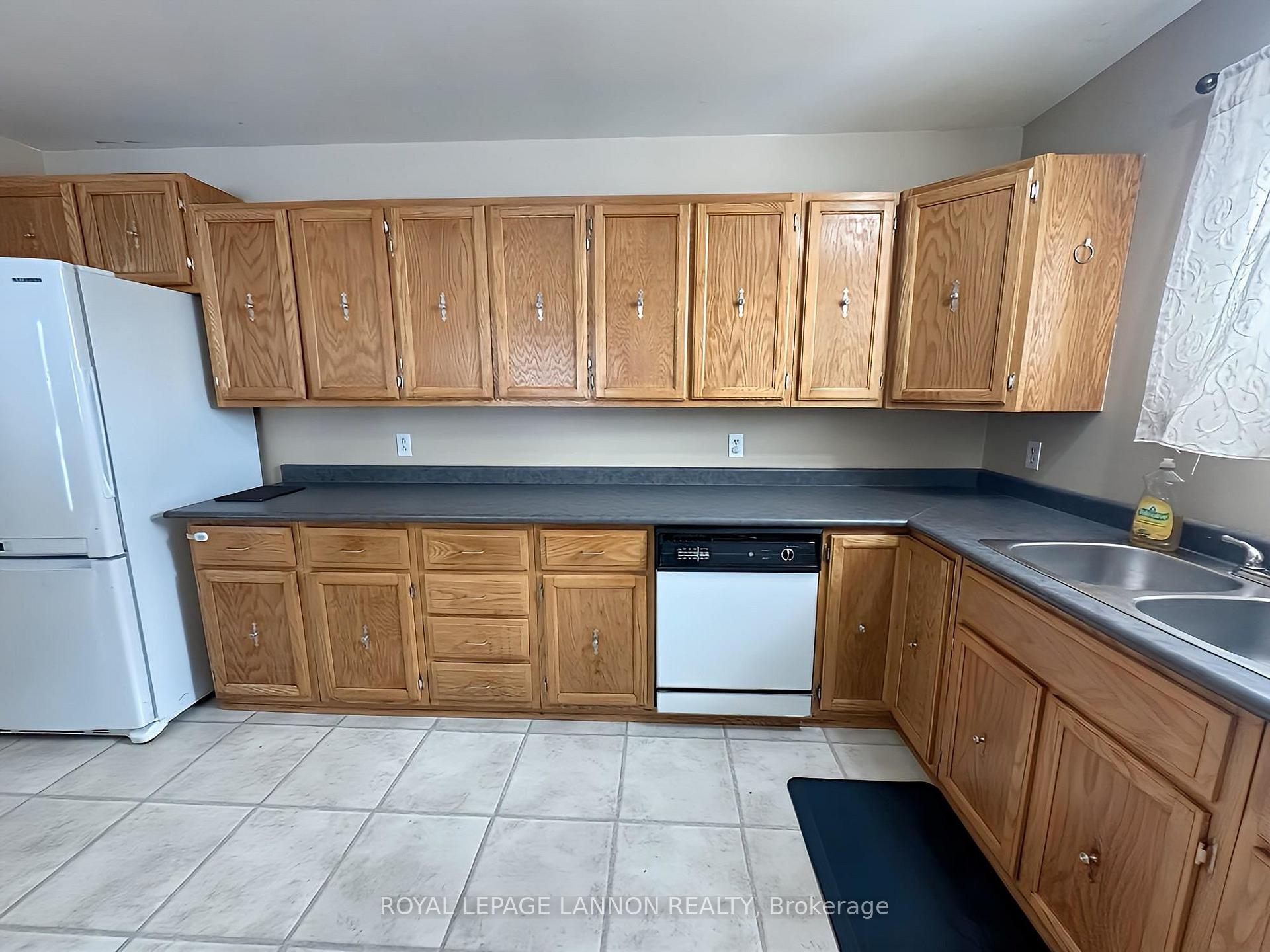 Photo 5 of 210 Third Avenue N, Greenstone — HOMEH