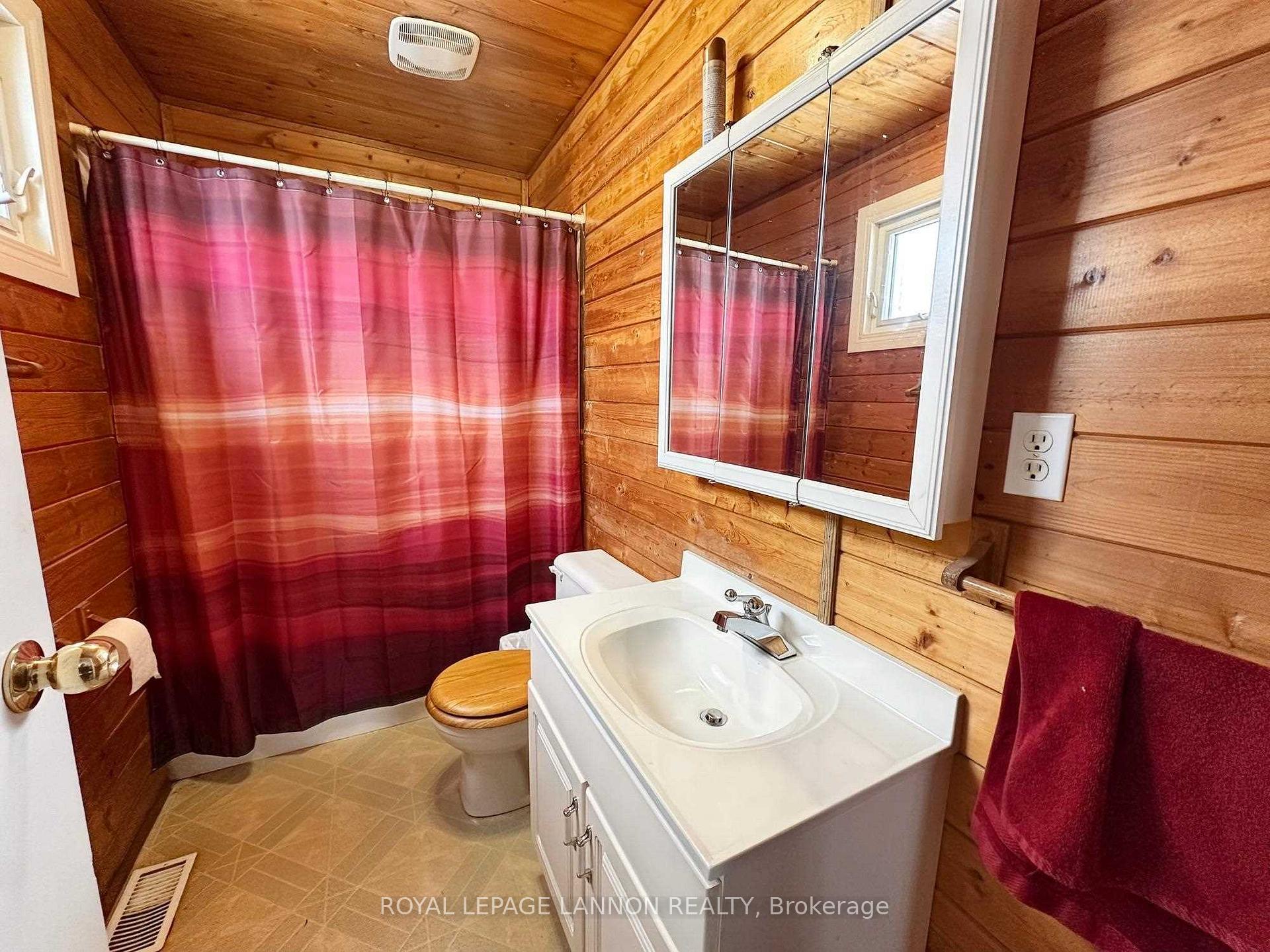 Photo 12 of 210 Third Avenue N, Greenstone — HOMEH