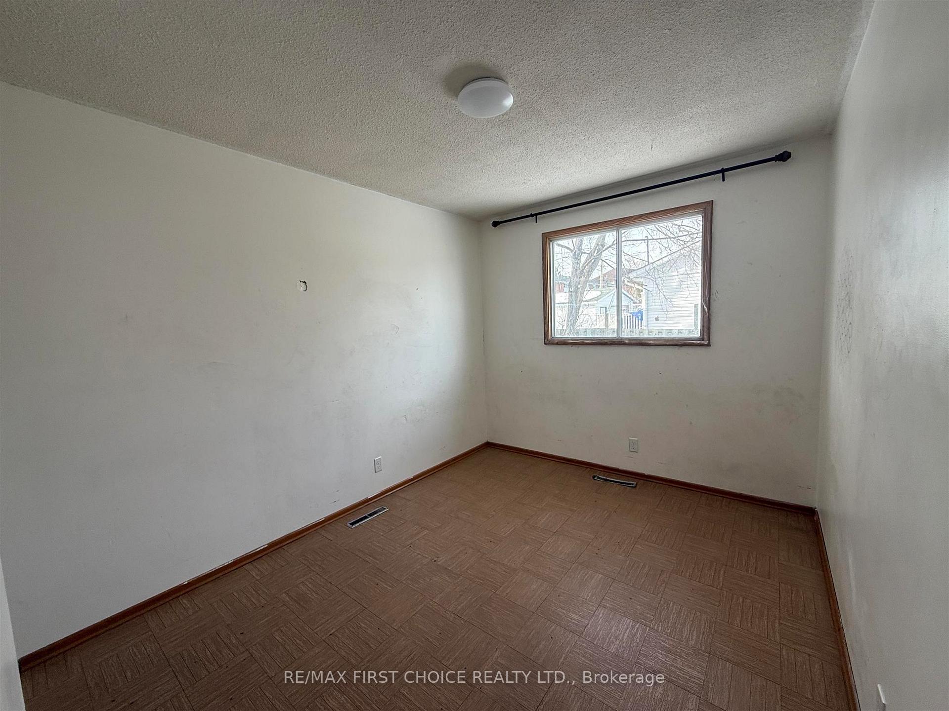 Photo 8 of 85 Wabigoon Drive, Dryden, Pronger Park — HOMEH